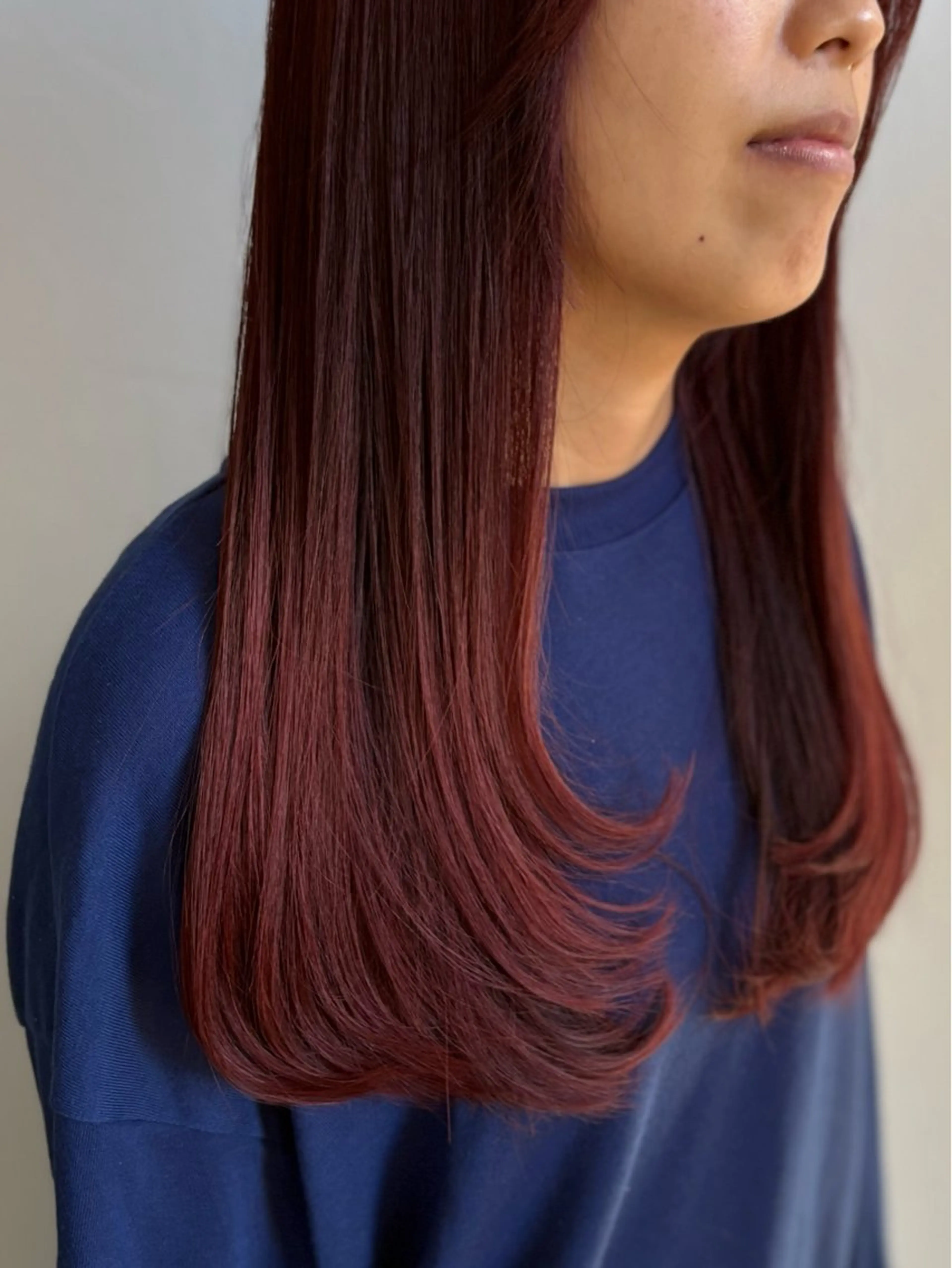 ロング レイヤーカット 小澤 美帆のヘアスタイル