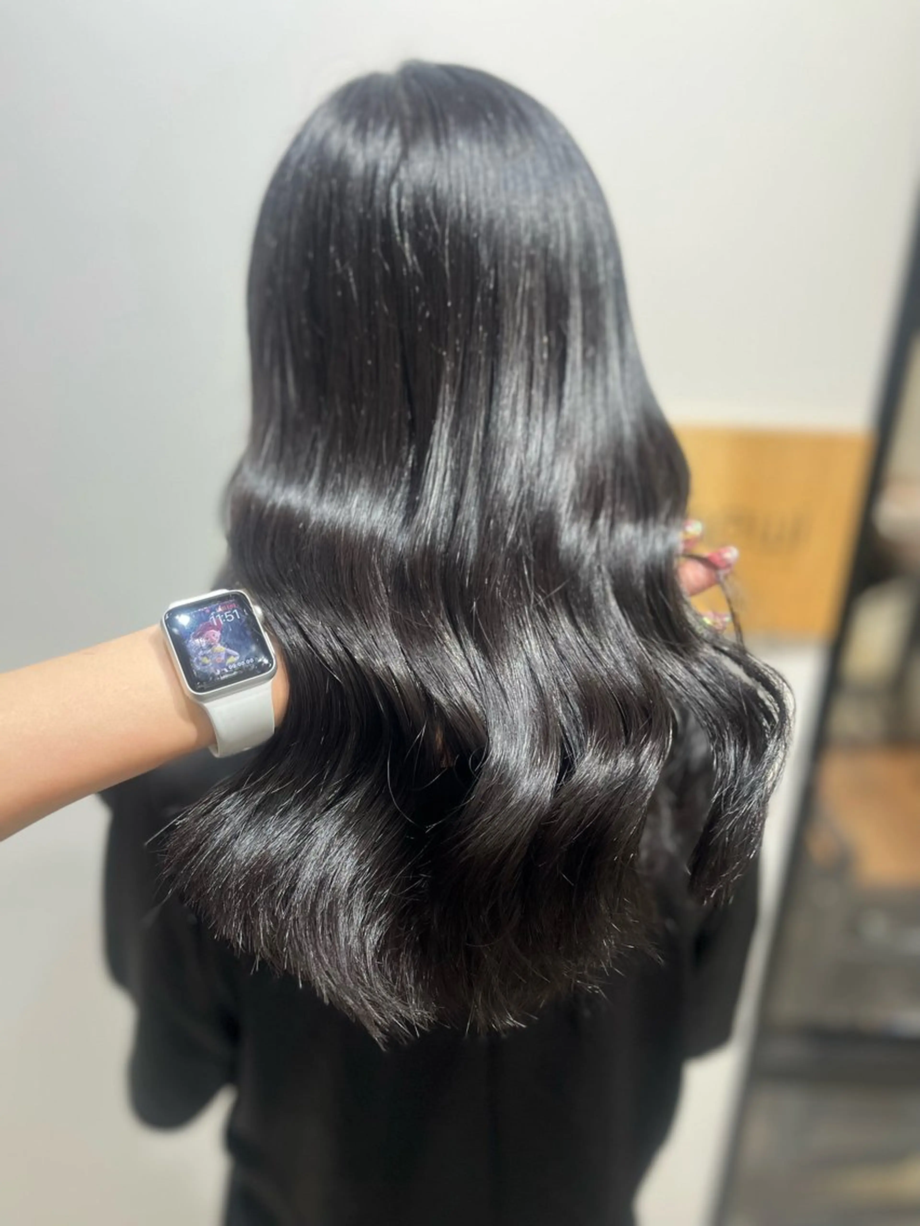 ロング カラー グレージュ 🫧ぷる艶カラー🫧 Yuubi🦩のヘアスタイル