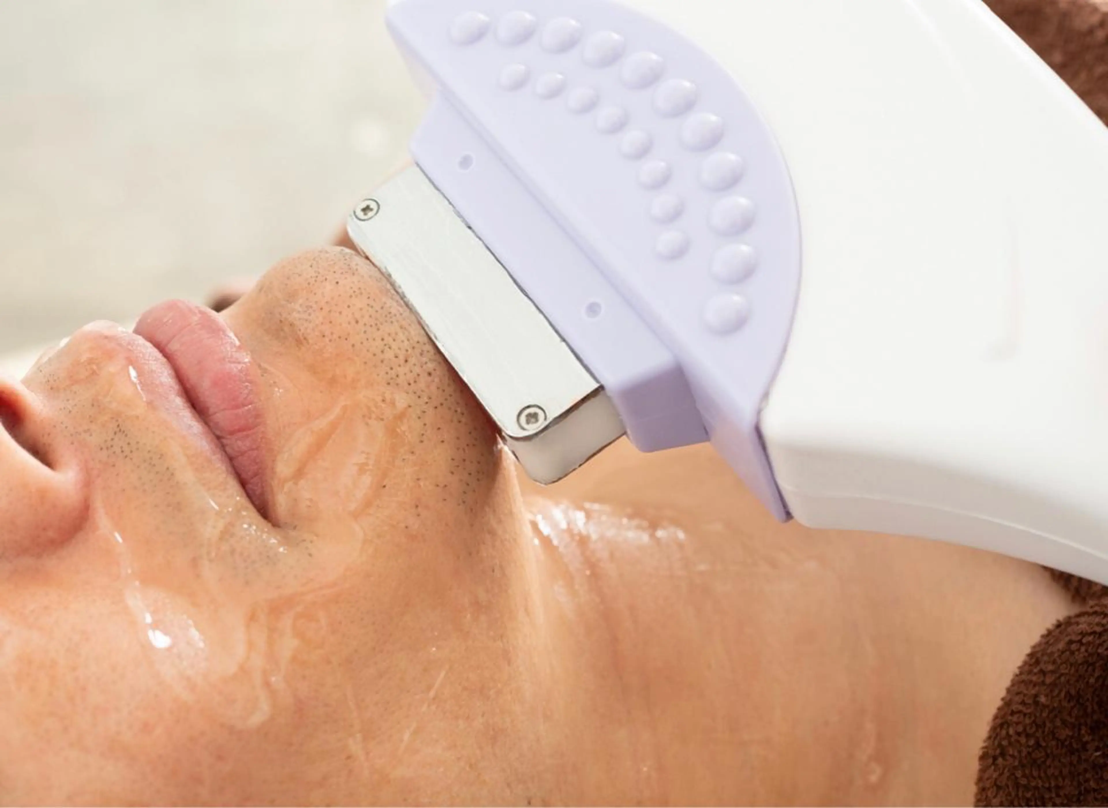 【ヒゲ脱毛】美肌光脱毛✨　　　　　　3,300円→2,200円　さらにリーズナブルに🌟の写真