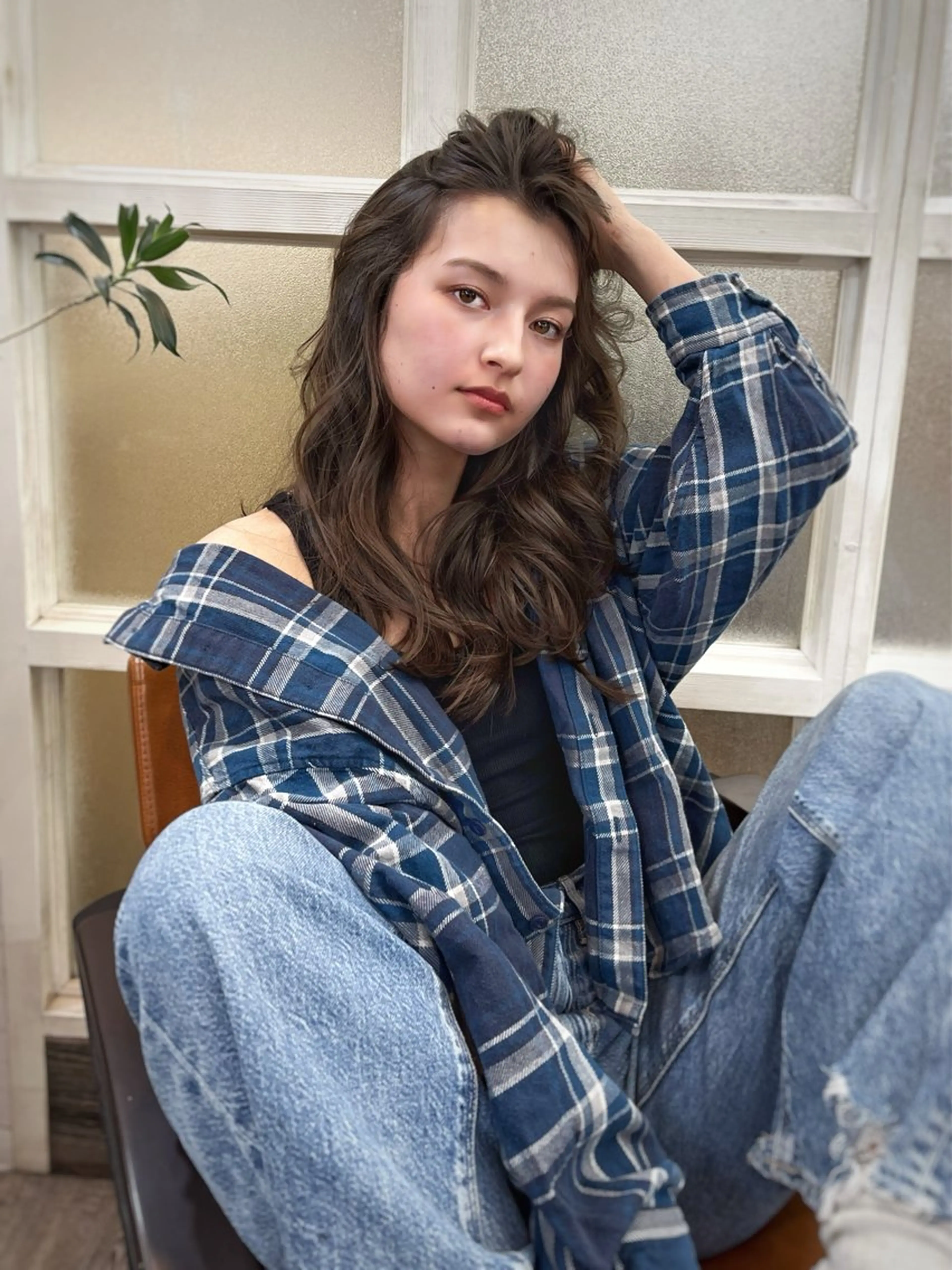 セミロング カラー パーマ ヘアアレンジ 顔周りカット 似合わせカット カット ヘアカラー トリートメント ヘッドスパ ヘアセット 二ヶ月綺麗が続く デザイン/星野六三四のヘアスタイル