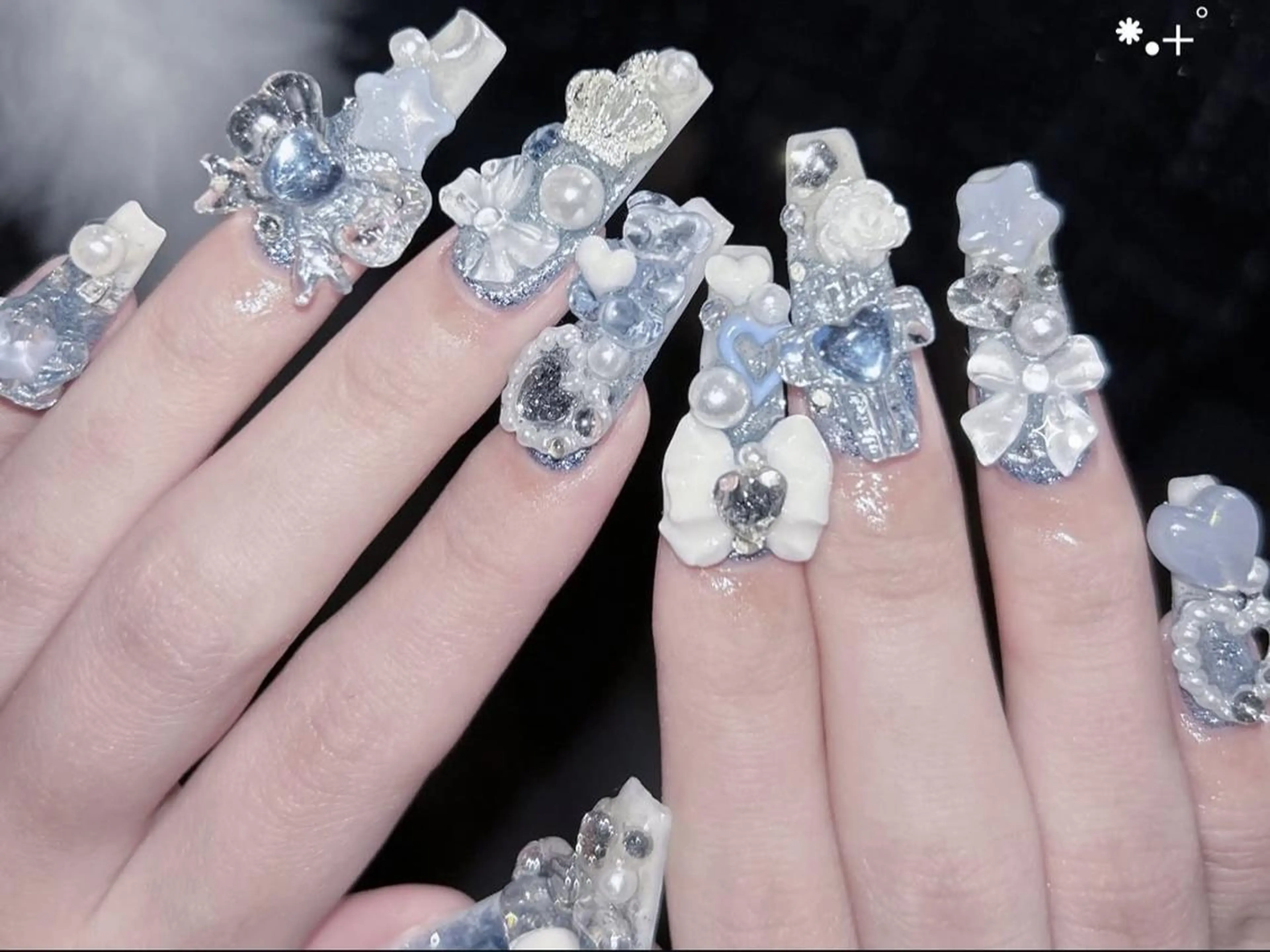 メンズ ネイル アートネイル フレンチネイル ジェルネイル キラキラネイル パラジェル Bloom kabukiのネイルデザイン