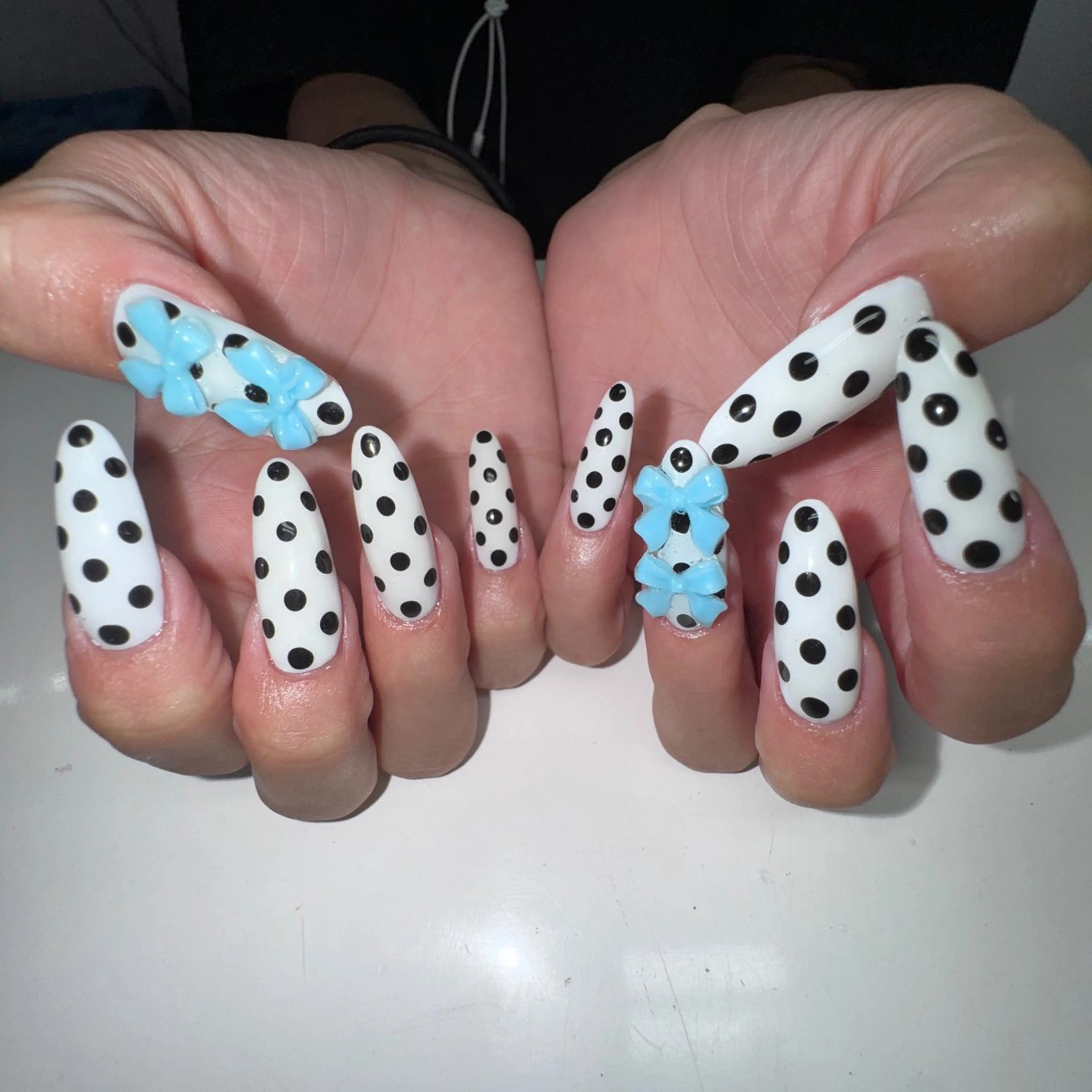 ロング ロング ハンドネイル WOL TOKYO YUURIのネイルデザイン