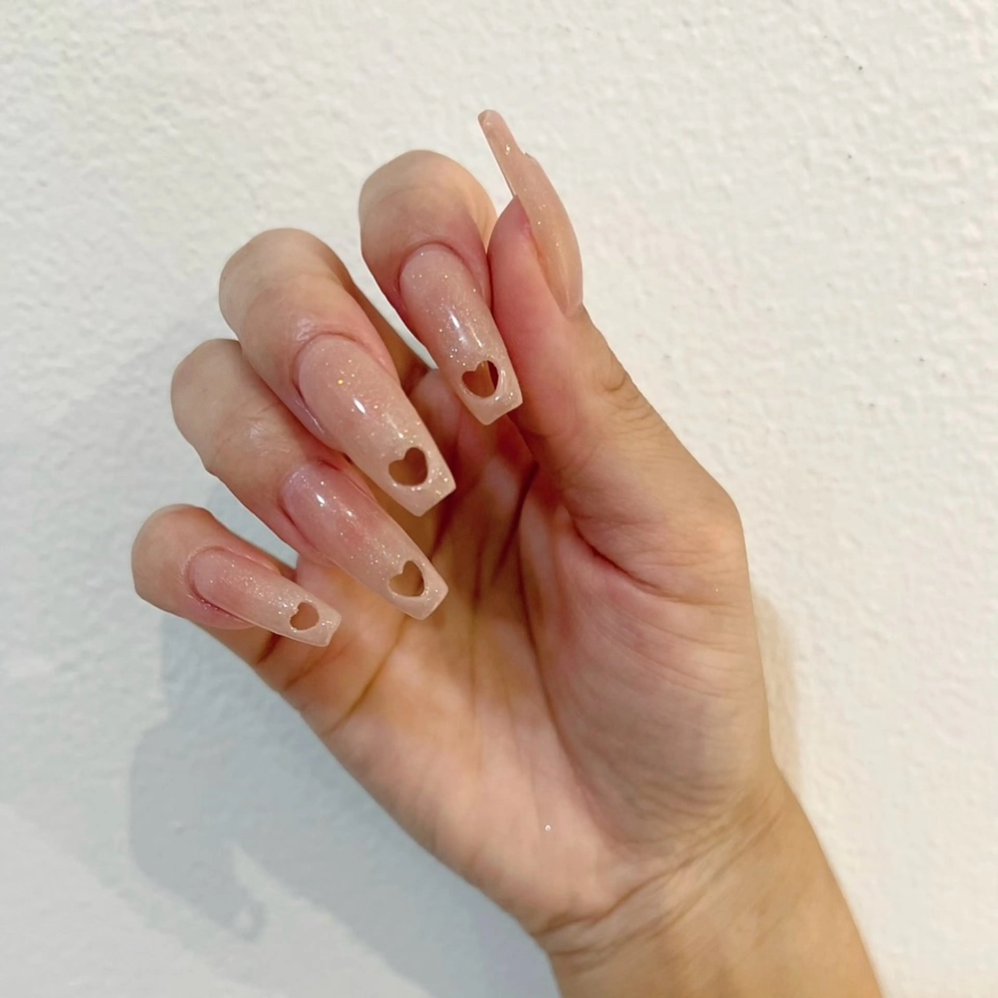 ネイル ハート スクエアネイル ネイルチップ Lino+ ネイル&よもぎ蒸しのネイルデザイン