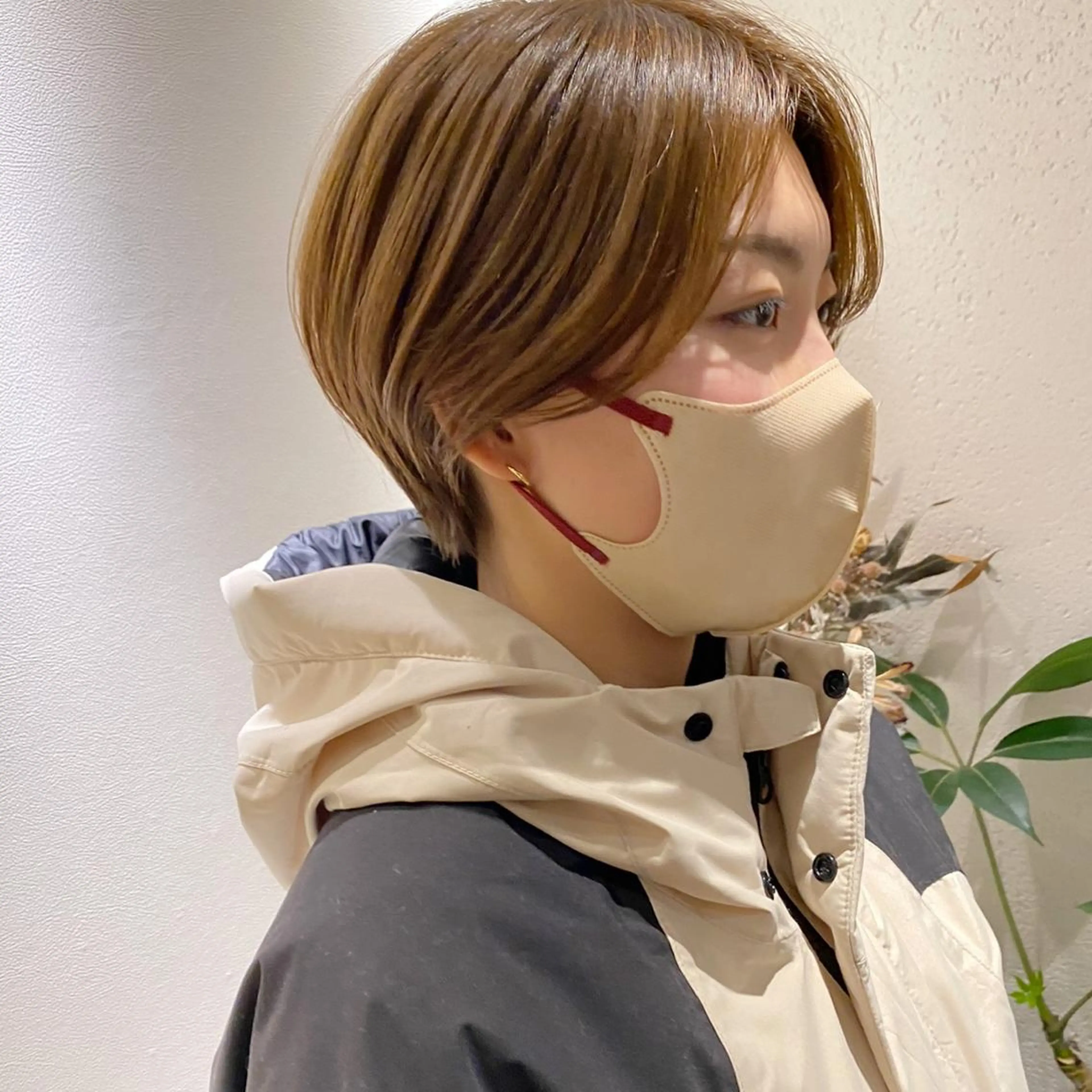 ショート アッシュ ボブ 髪質改善 レイヤーカット ショートヘア カット ヘアカラー トリートメント ショート〜ミディアム 喜多司のヘアスタイル