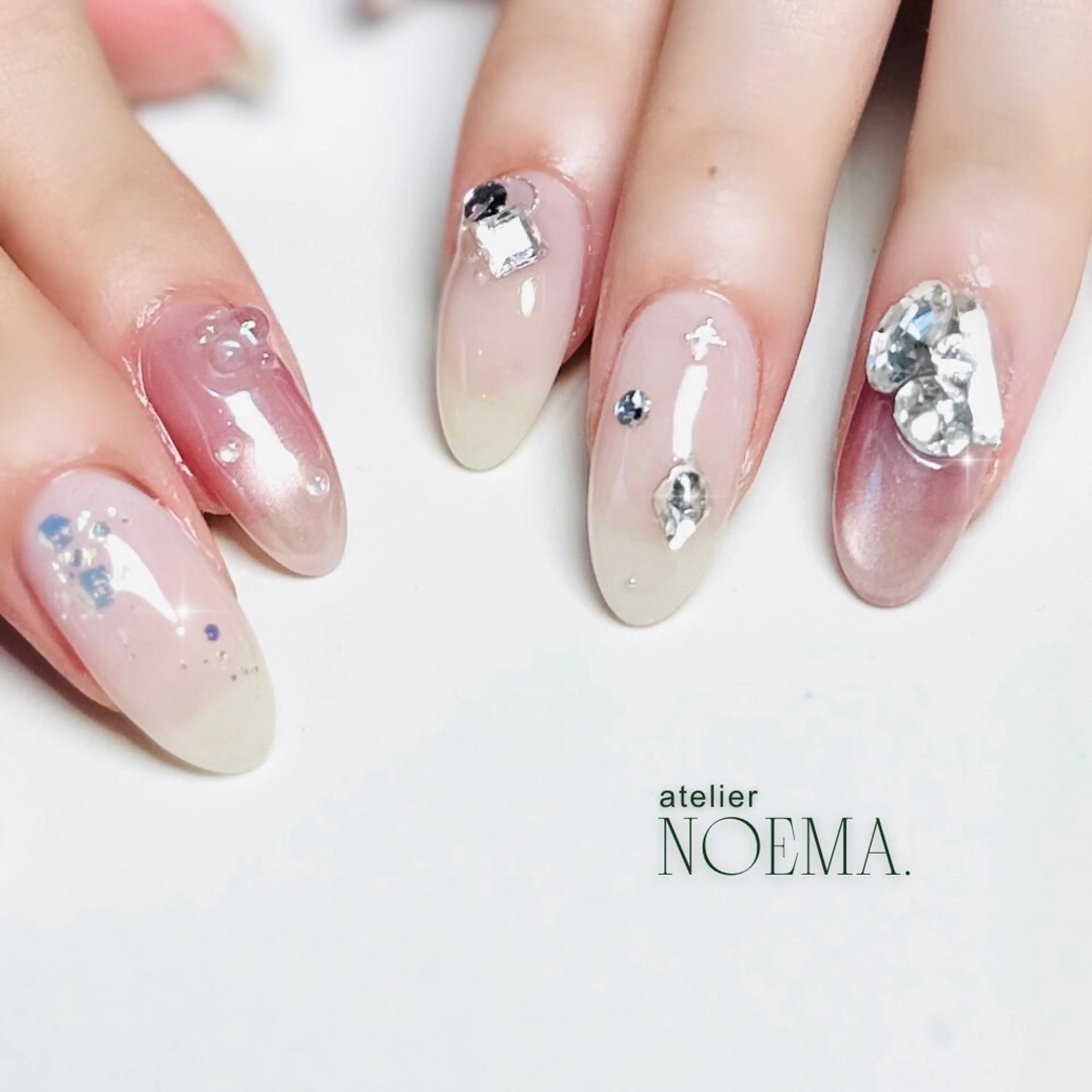 ネイル ハンドネイル atelier NOEMA.所属・yulica 【パラジェル取扱店】のネイルデザイン
