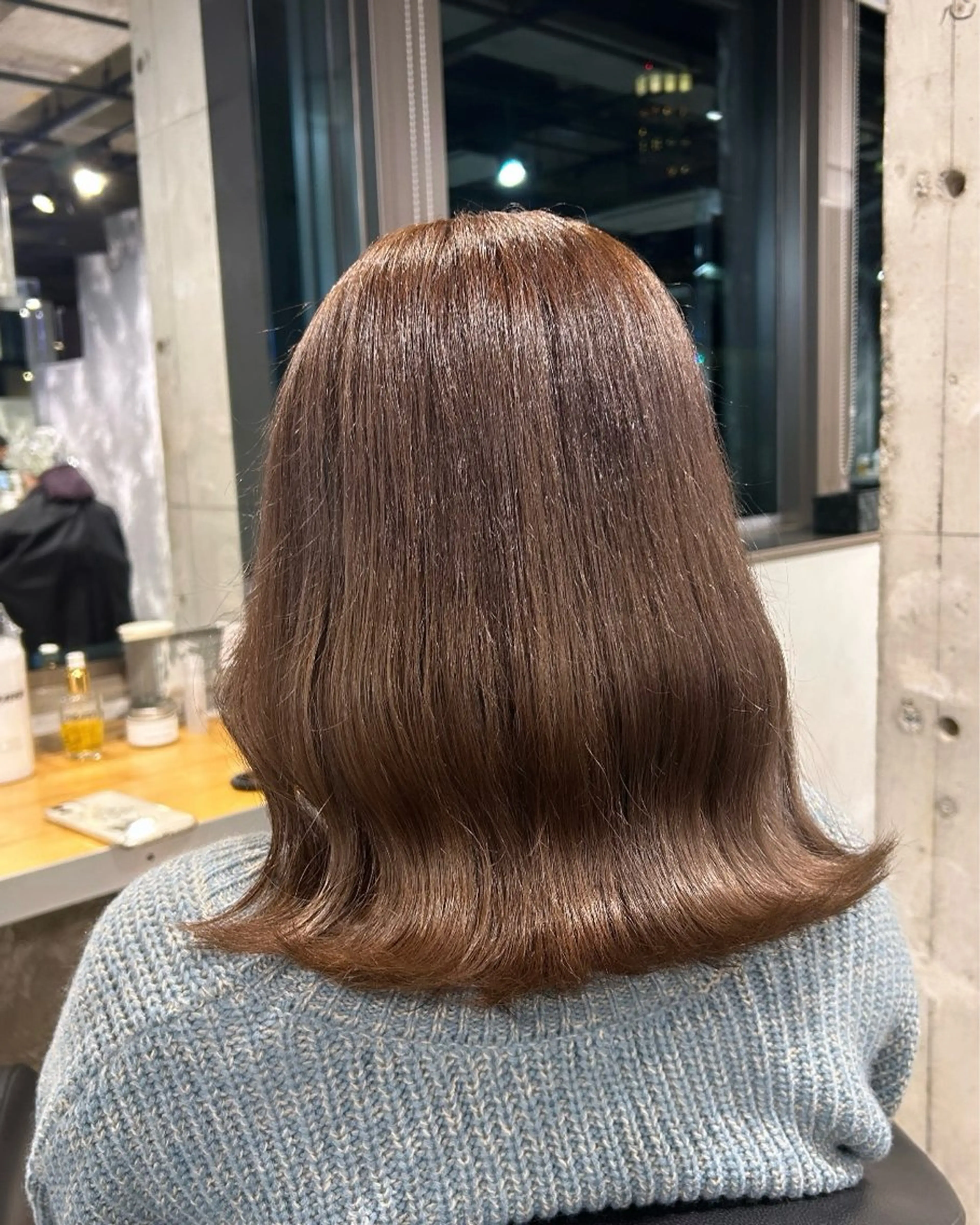 ミディアム IS所属・横浜美容室/透明感 カラー/レイヤーのヘアスタイル