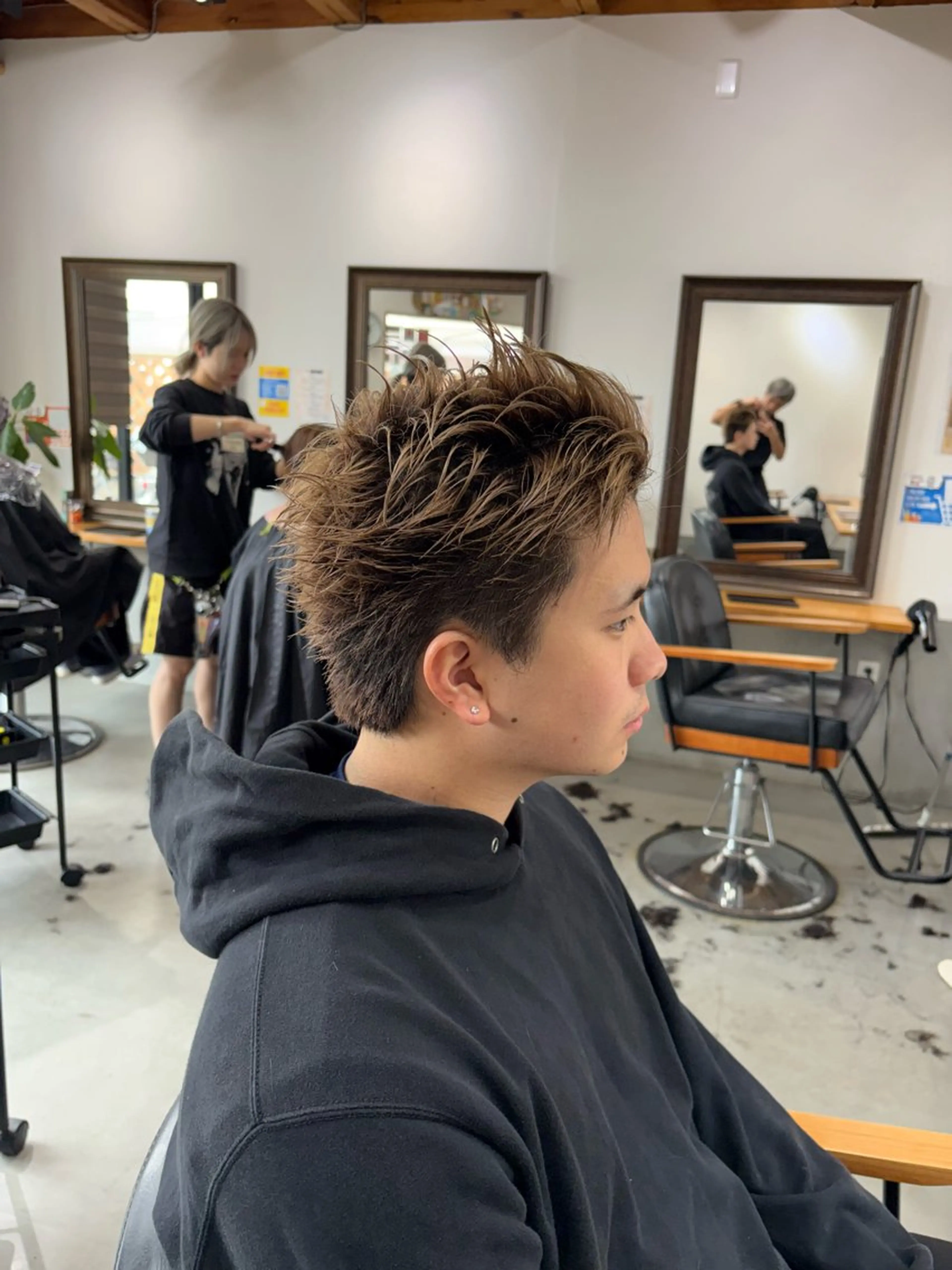 メンズ カット ヘアセット まろやかなベージュ 小池春樹のヘアスタイル