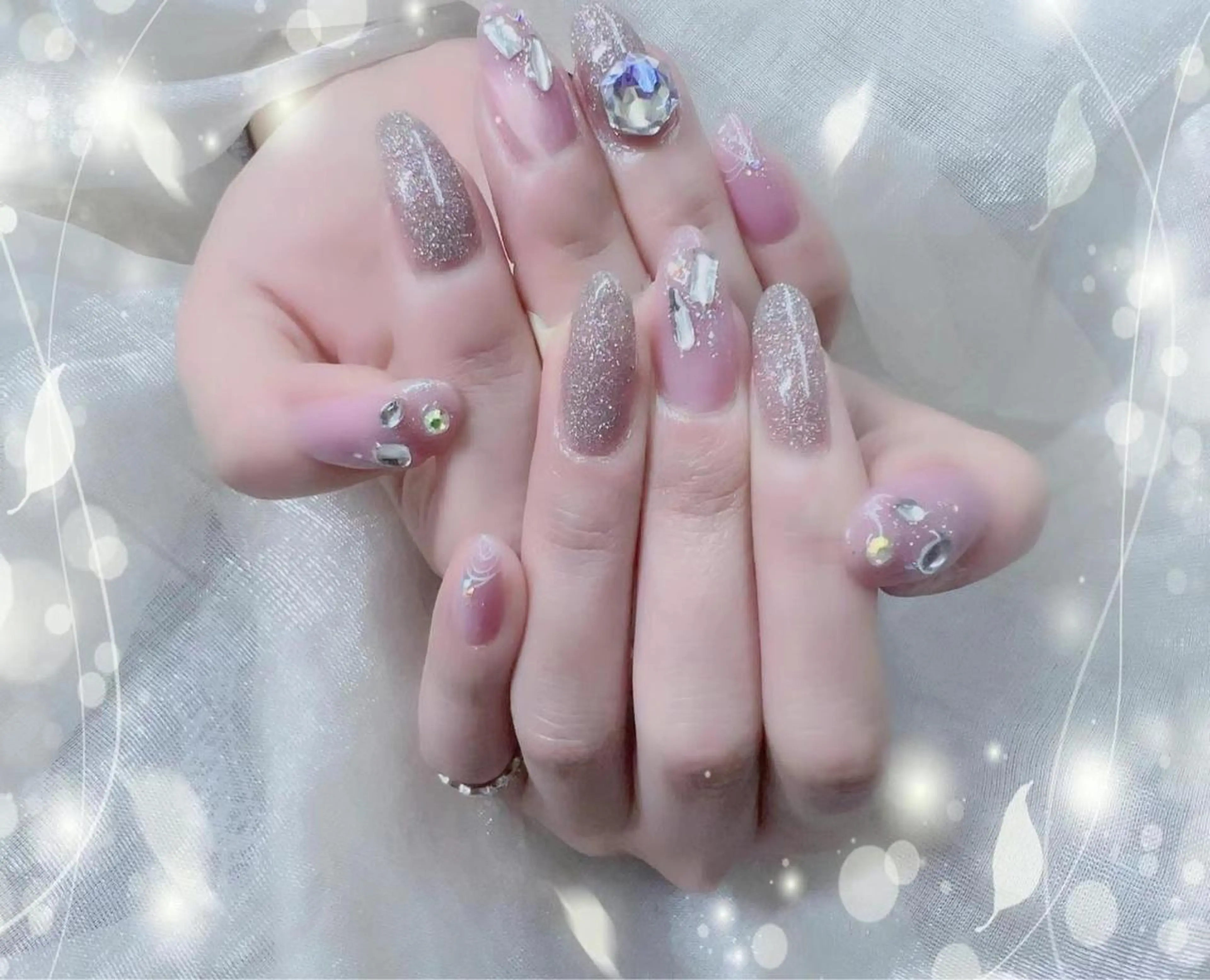 ネイル ハンドネイル VIVIAN リサのネイルデザイン