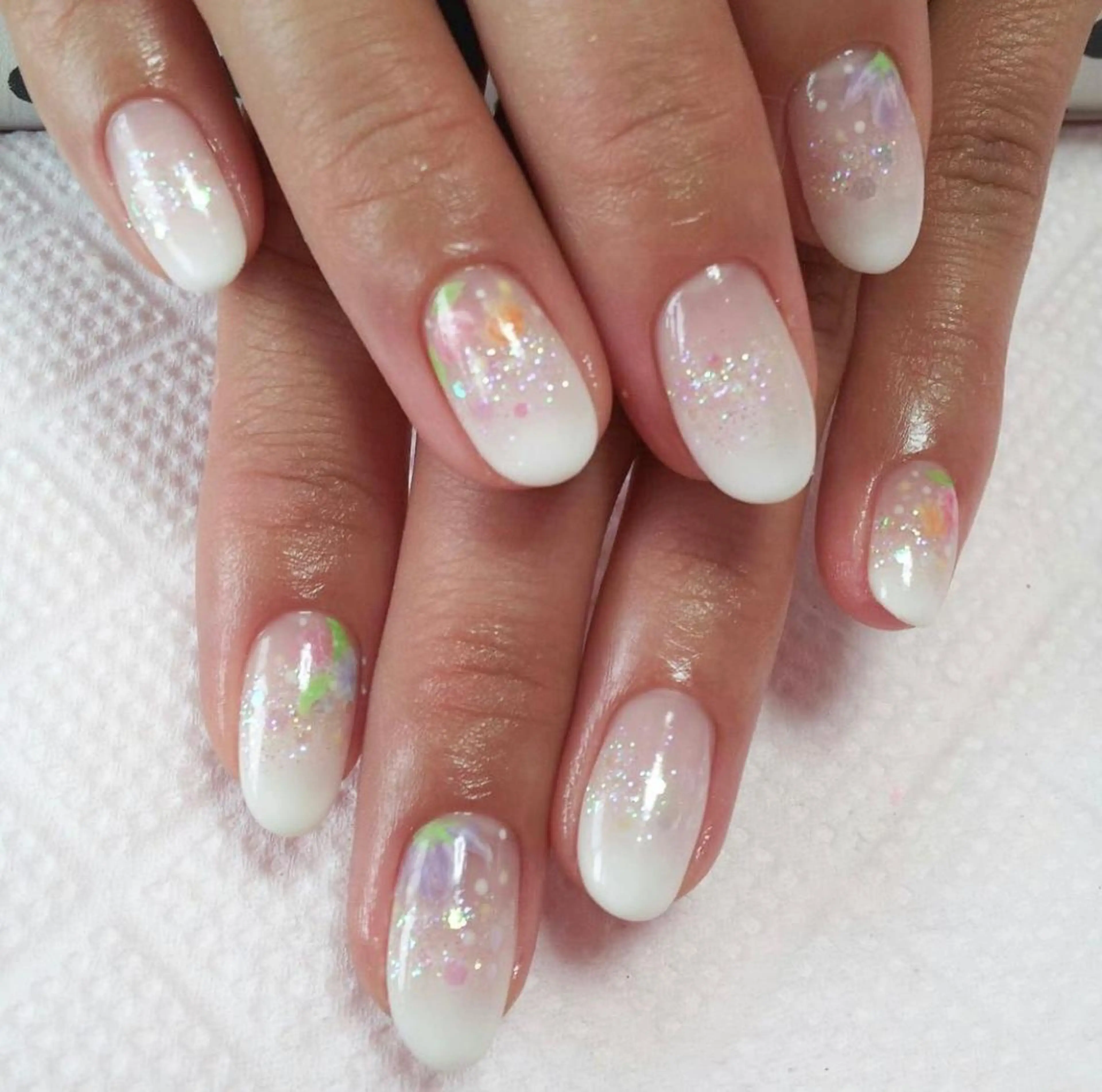 ネイル フラワーネイル グラデーション オフィスネイル Nailsalon Ｒ《喜多見3分》のネイルデザイン