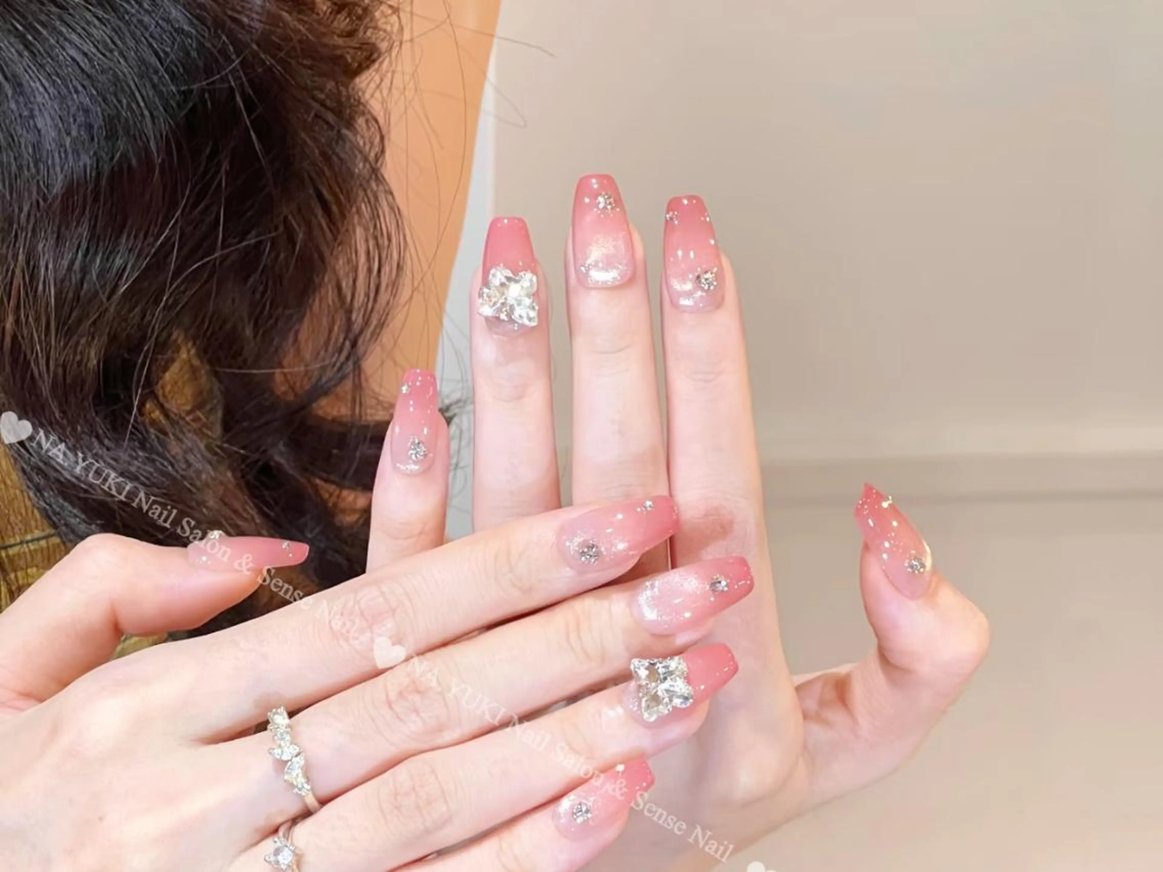 ネイル Mina. 🦢のネイルデザイン