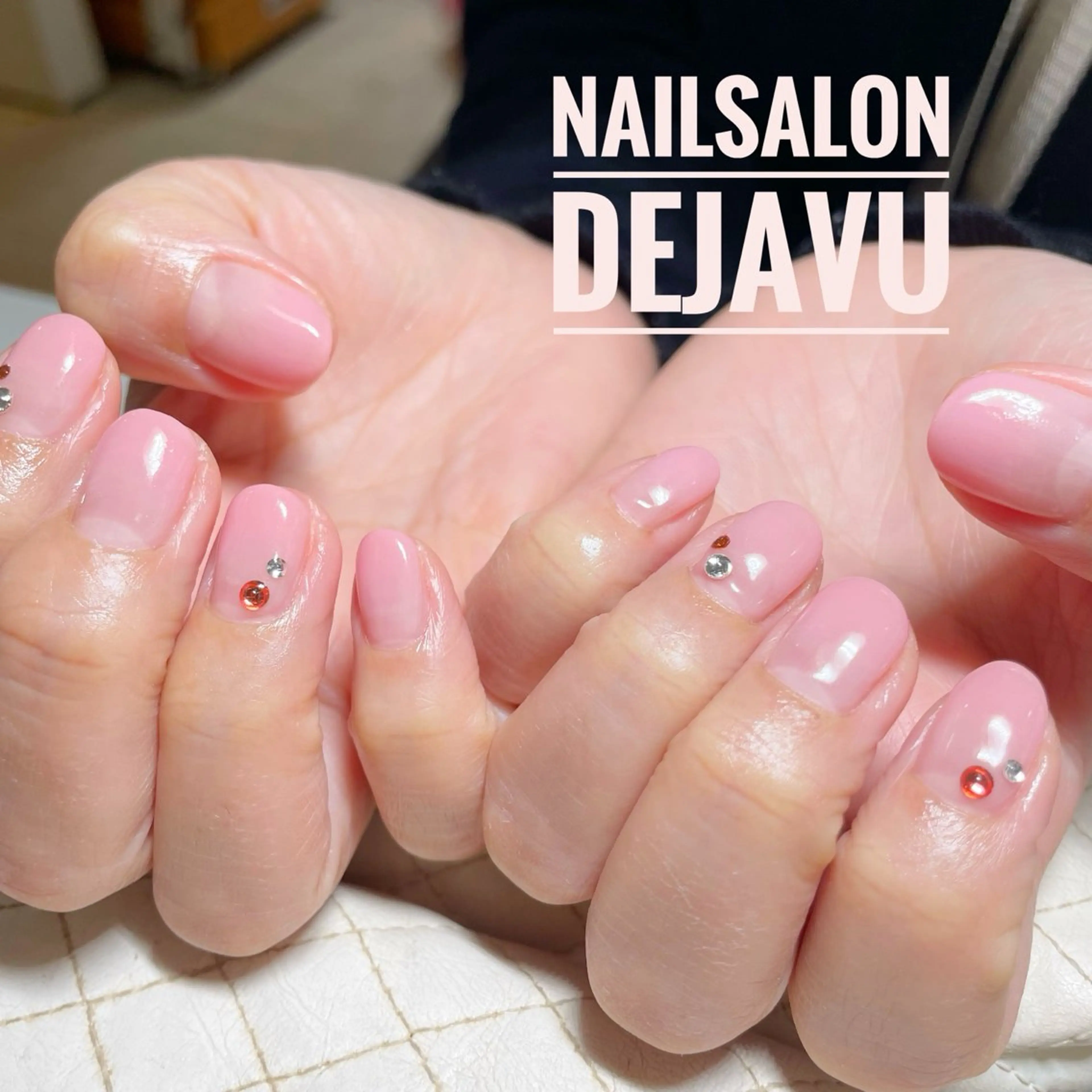 ネイル ストーンネイル ハンドネイル Nailsalon Dejavu  Yokosuka所属・Nailsalon Dejavuのネイルデザイン