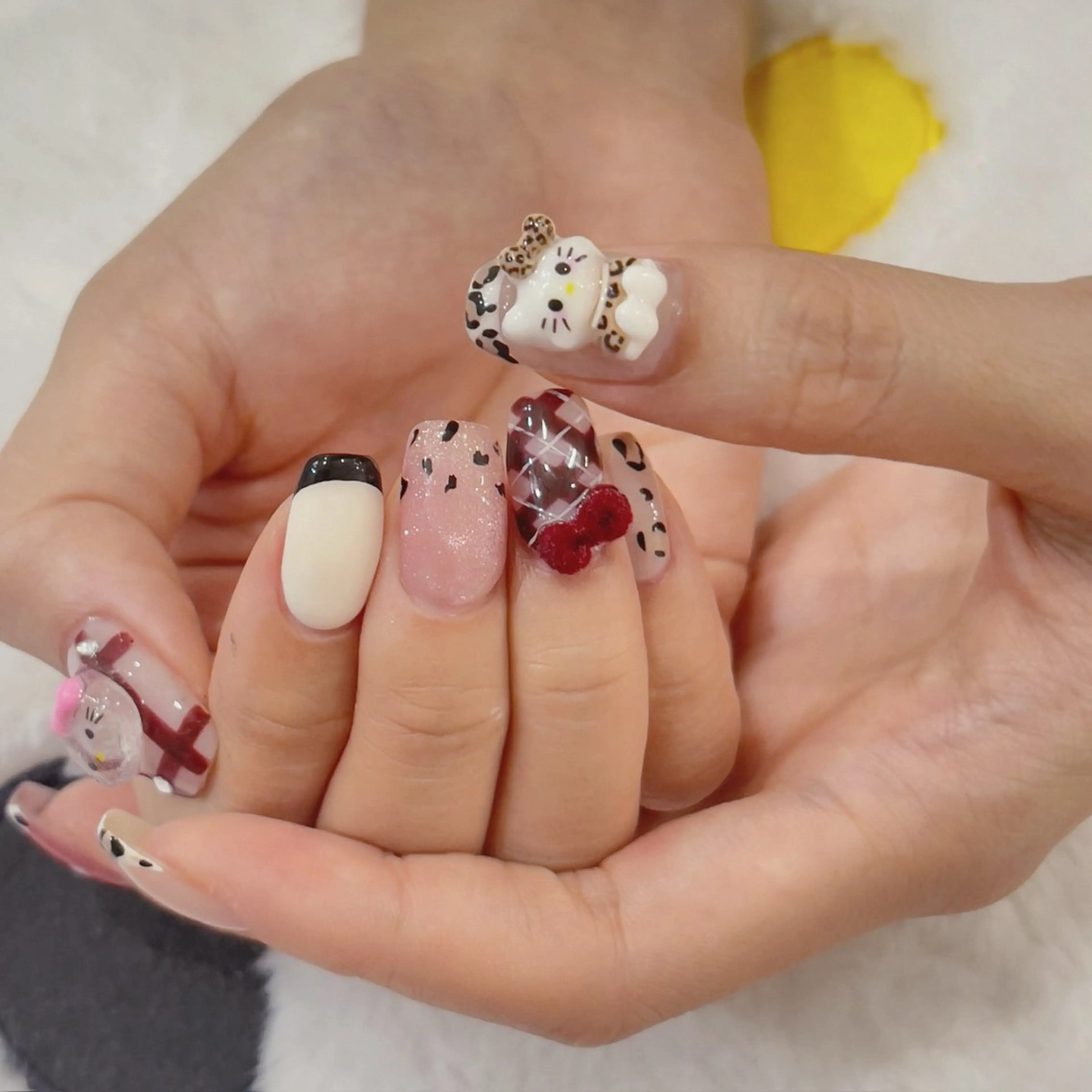 ネイル アートネイル 長さ出し フレンチネイル ジェルネイル グラデーション ハンドネイル NAILS BAR SHINJUKUのネイルデザイン