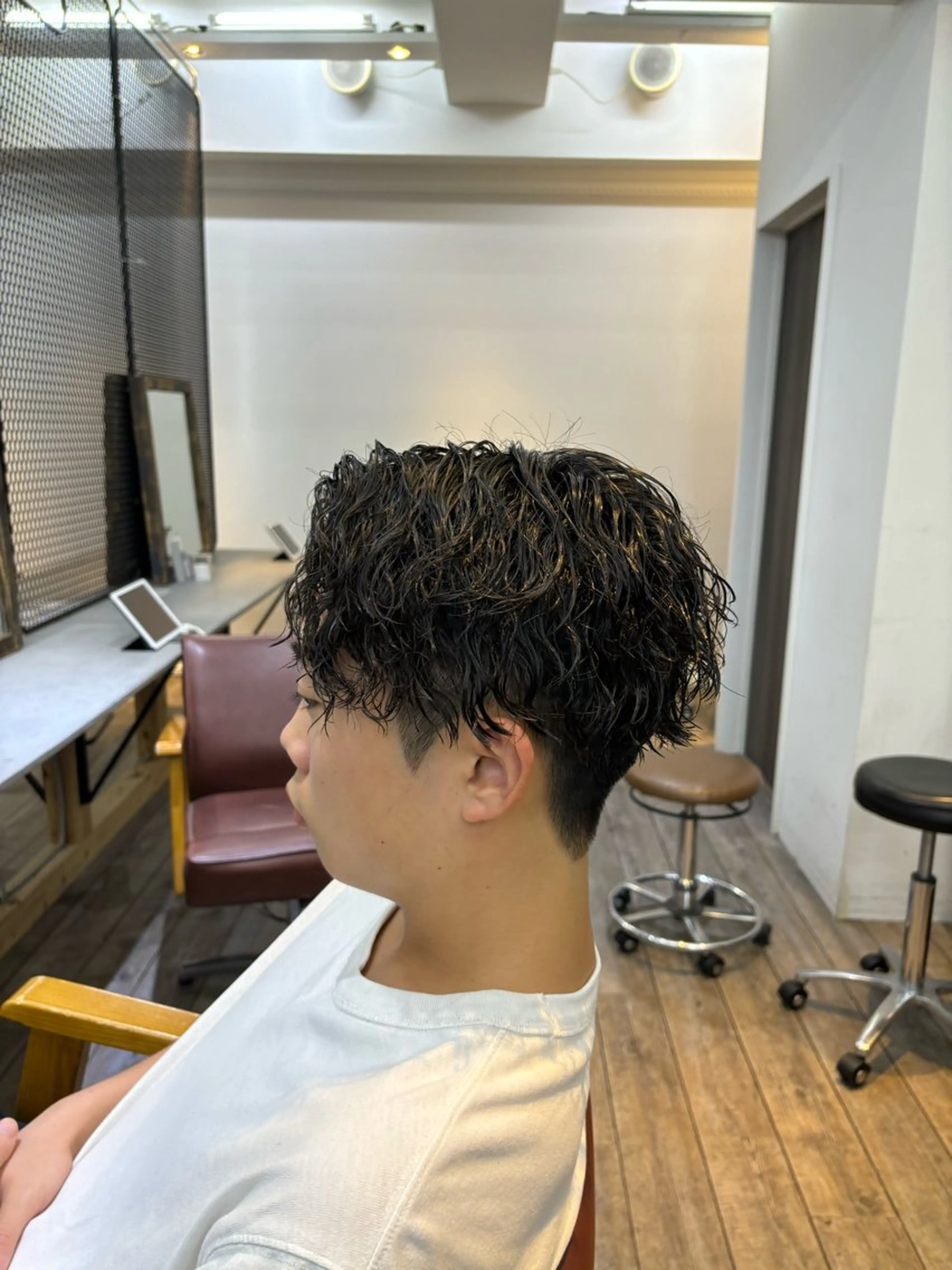 ミディアム カット QUATTRO HOMME 【クワトロ オム】所属・kouhei メンズ特化/梅田のヘアスタイル