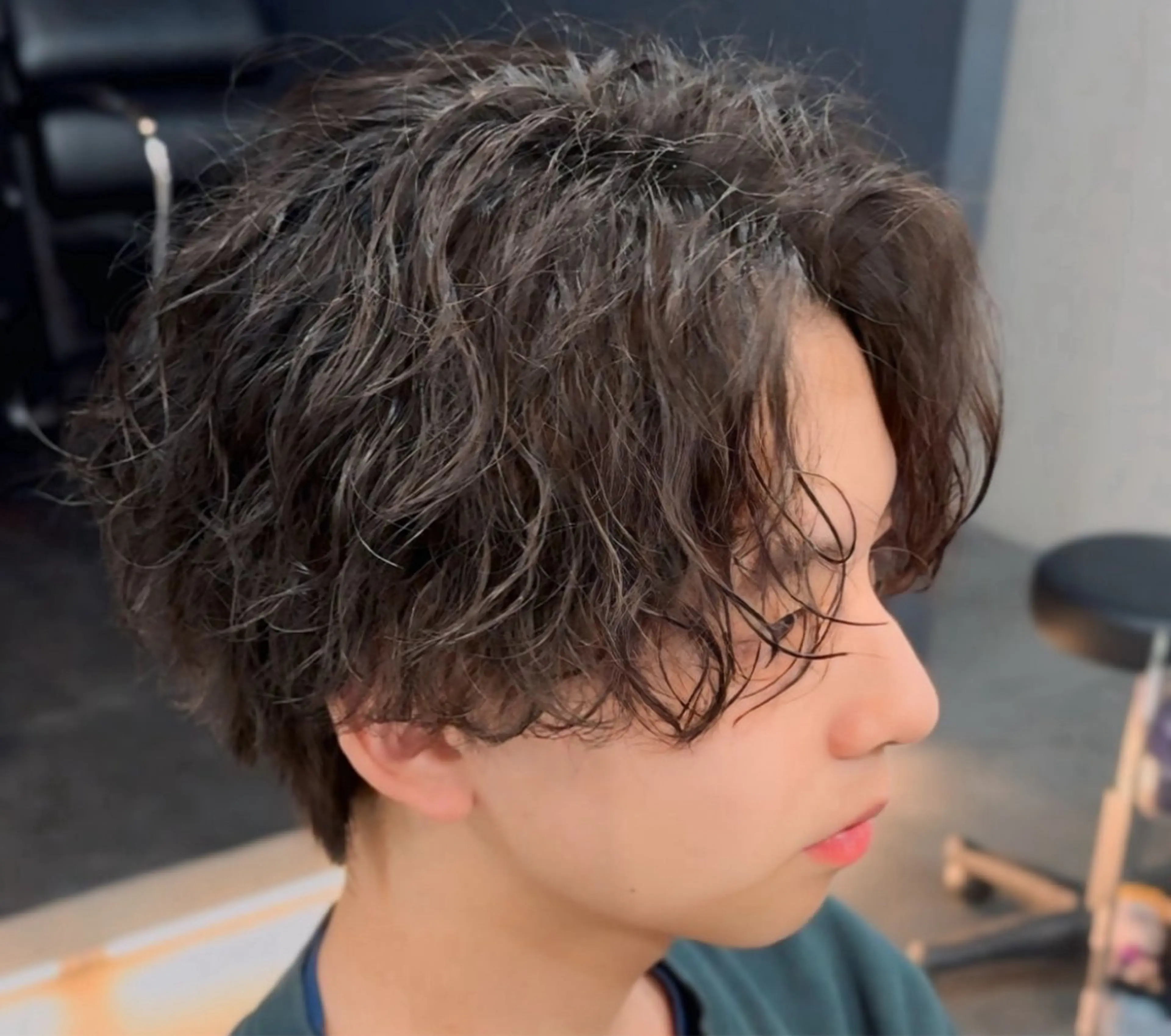 カット＋メンズツイストスパイラル、波巻きパーマの写真