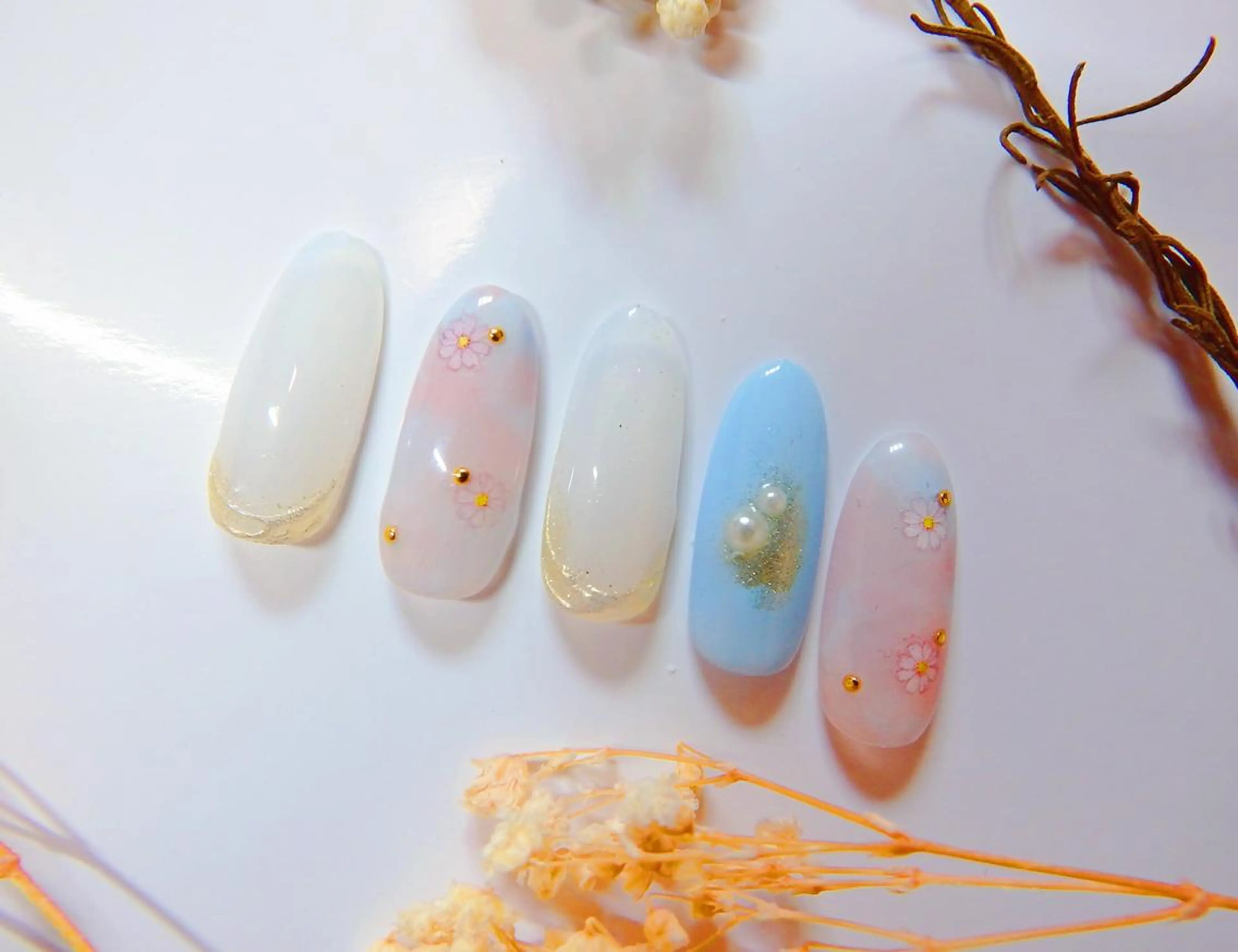 ネイル AB マツエクネイルサロンのネイルデザイン