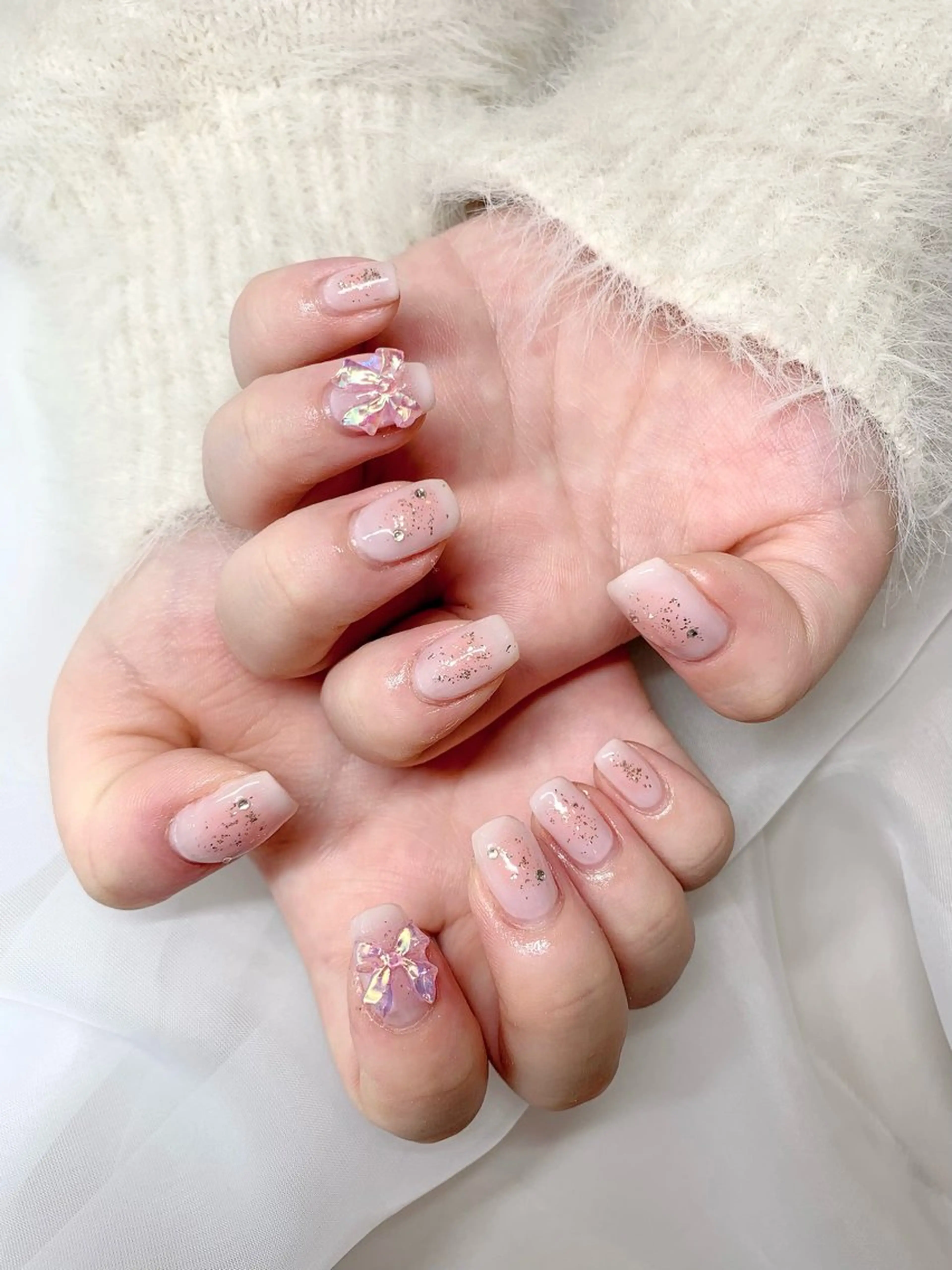 ネイル リボン Lucid Fleur Amiのネイルデザイン