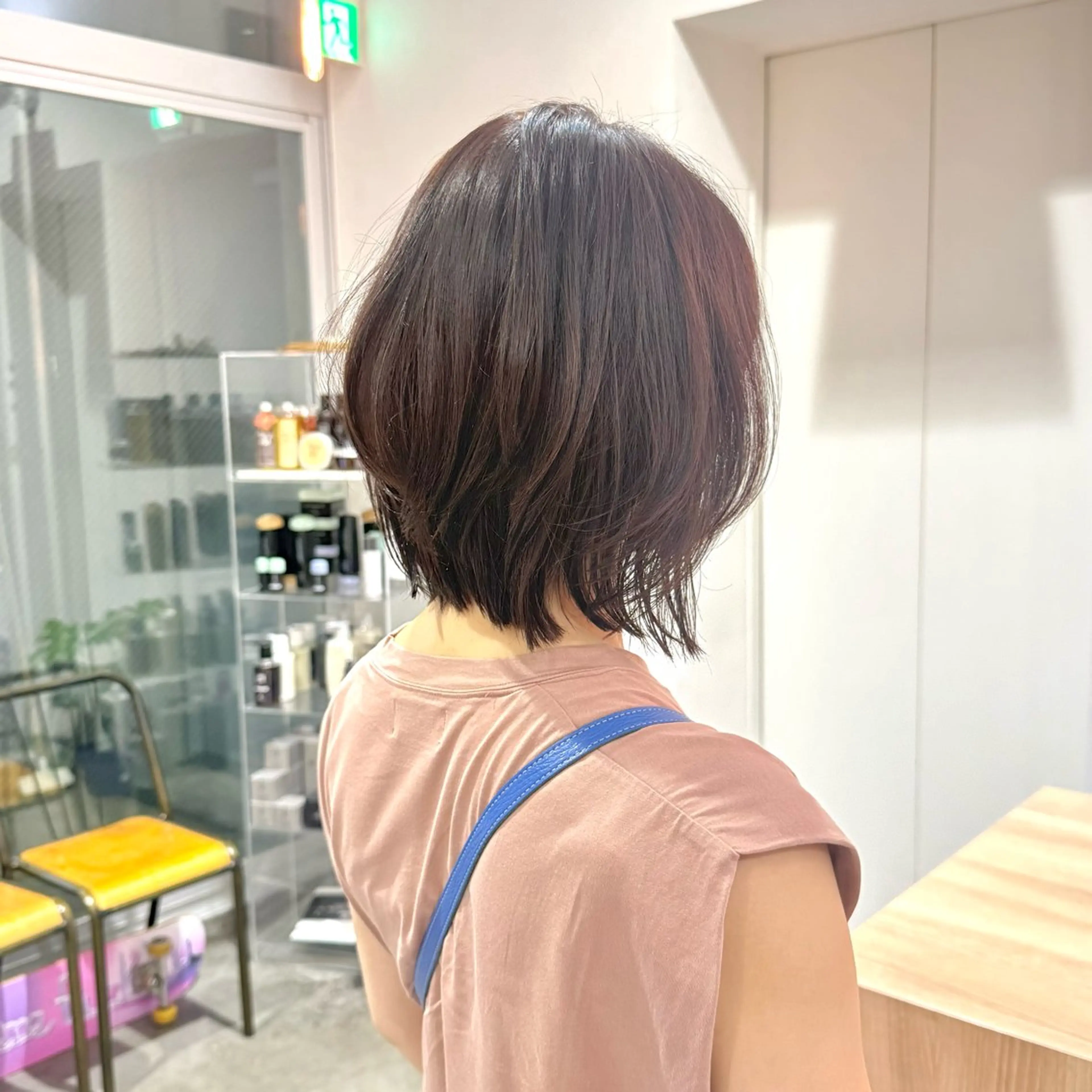 《ケアカラープラン》低アルカリカラー+oggiotto12stepトリートメント+ショートヘッドスパ（15分）の写真