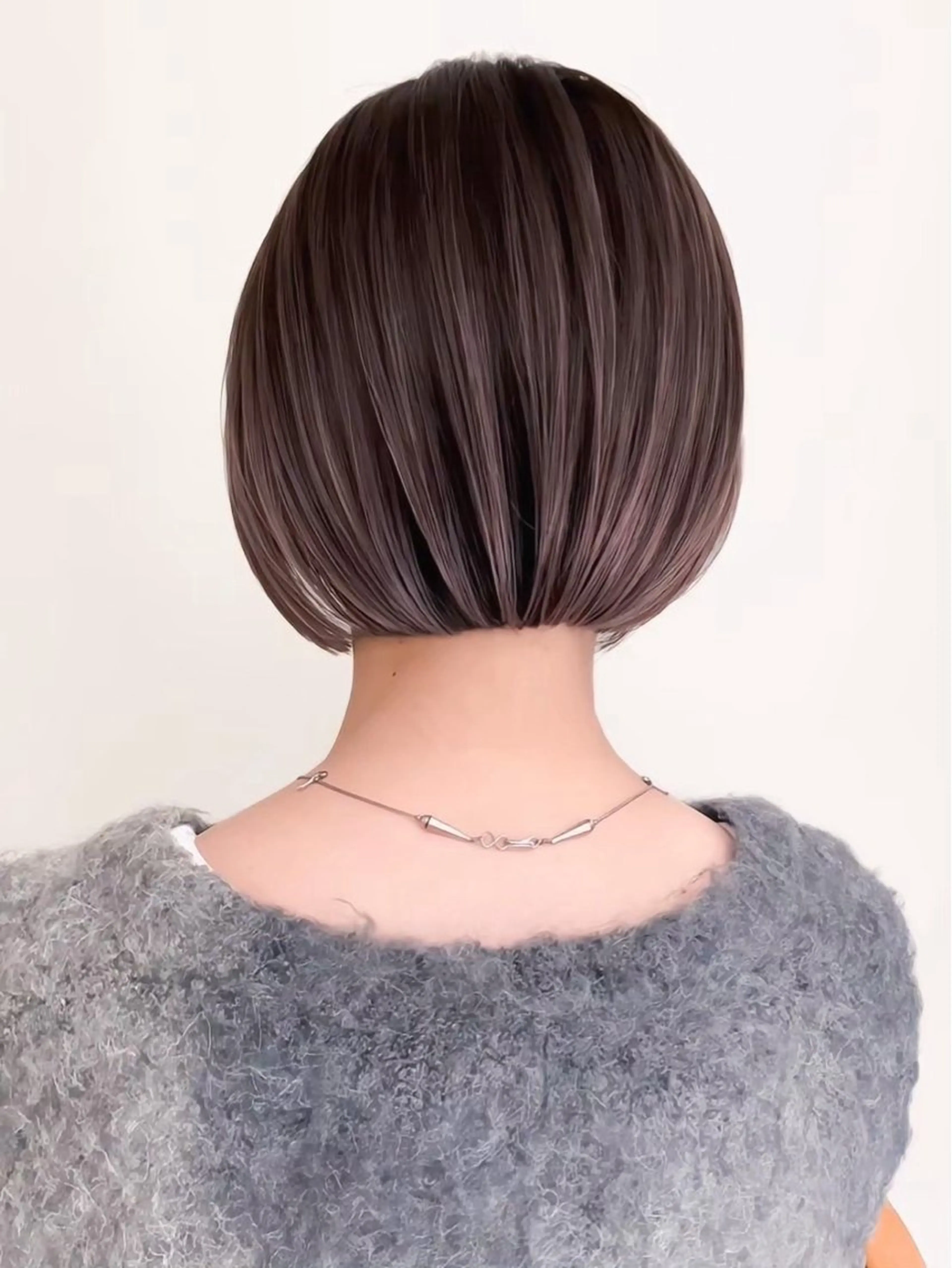 ショート ボブ 顔周りカット 艶髪ハイトーン 💎凜💎のヘアスタイル