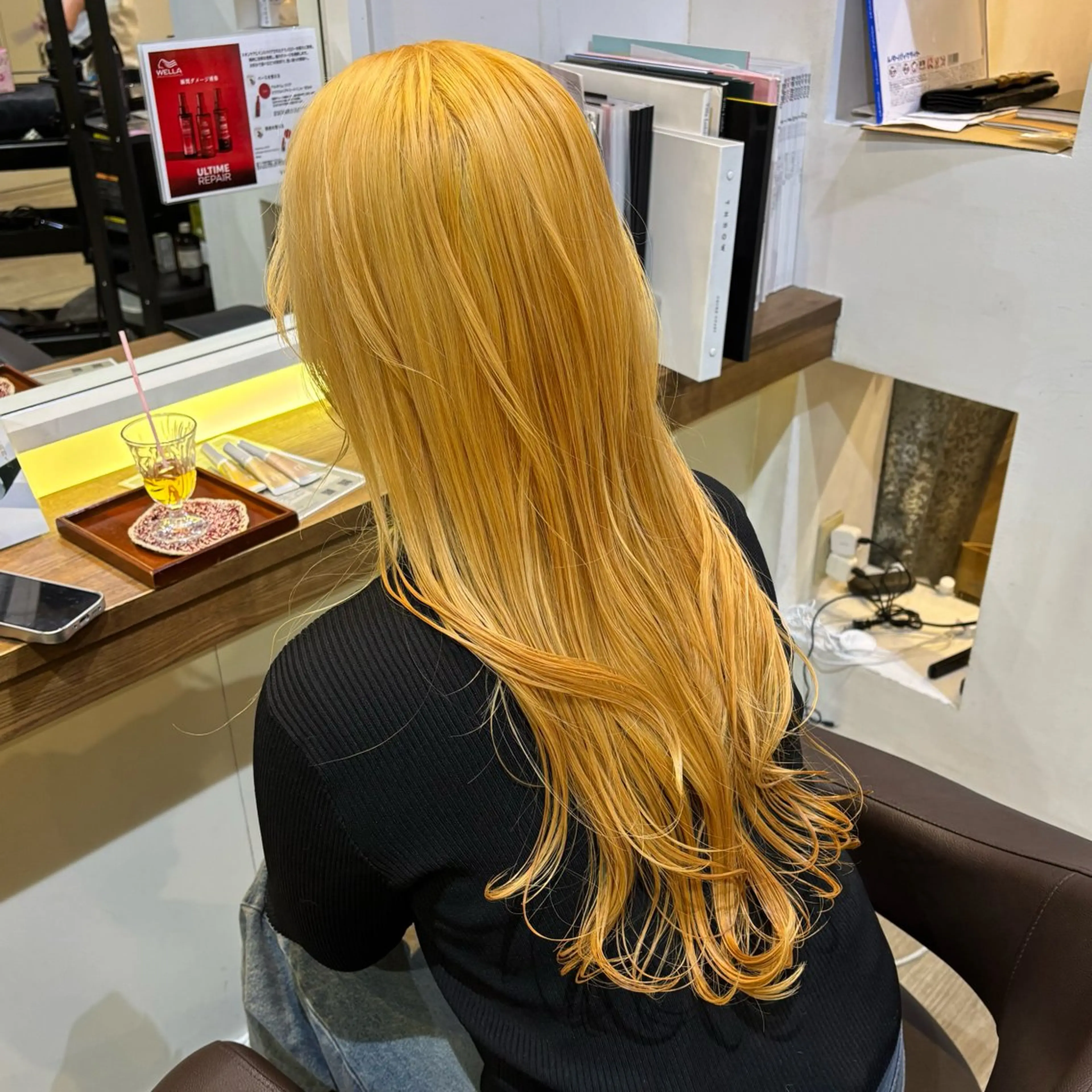 ロング 縮毛矯正 ヘアカラー 🎀ハイトーン/ 艶カラー/夕月🎀のヘアスタイル