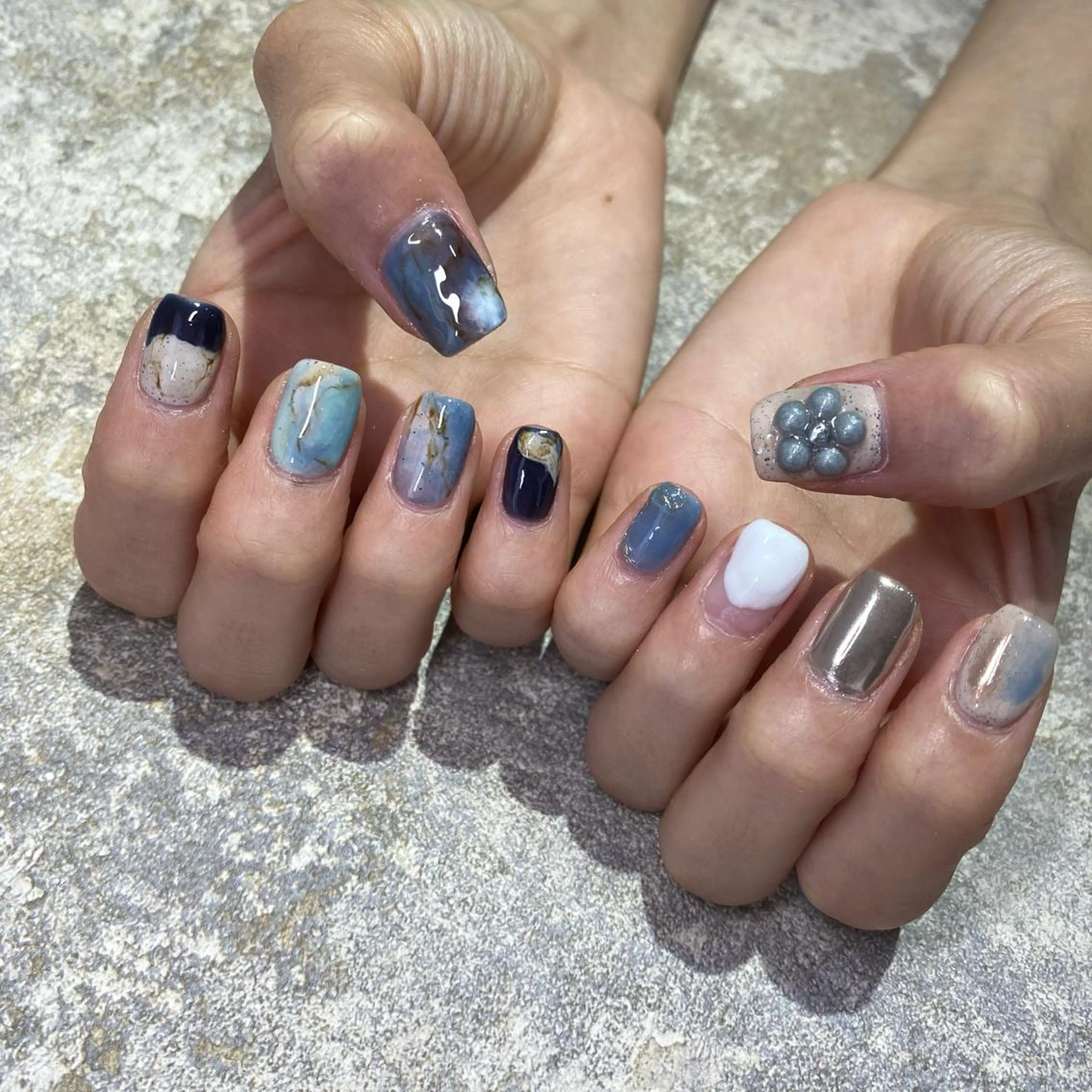 ネイル ハンドネイル Amber21.所属・Nagahama Akariのネイルデザイン