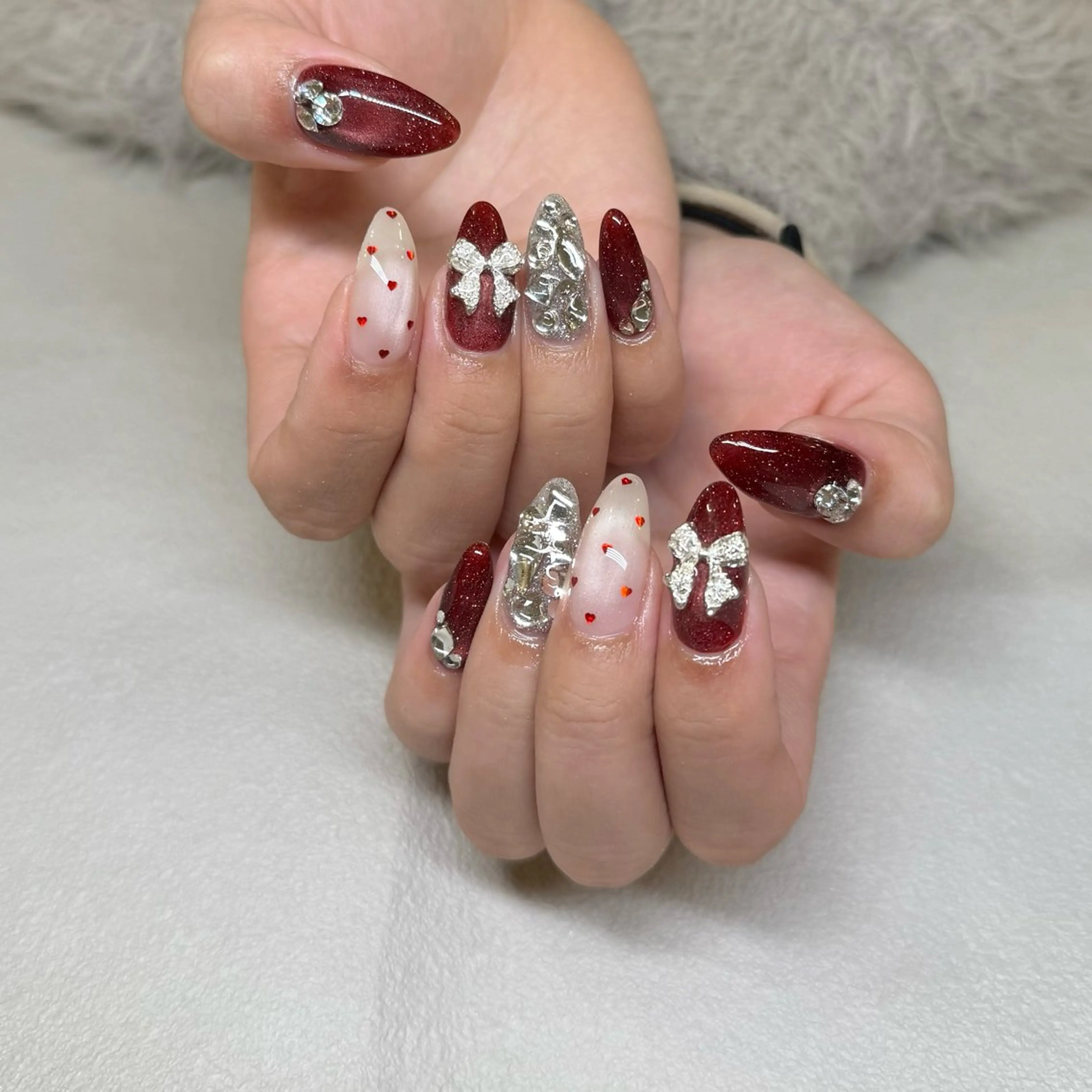 ネイル ボルドー ハート マグネットネイル バレンタイン ハンドネイル 鶴田୨ৎmaison de NALIのネイルデザイン