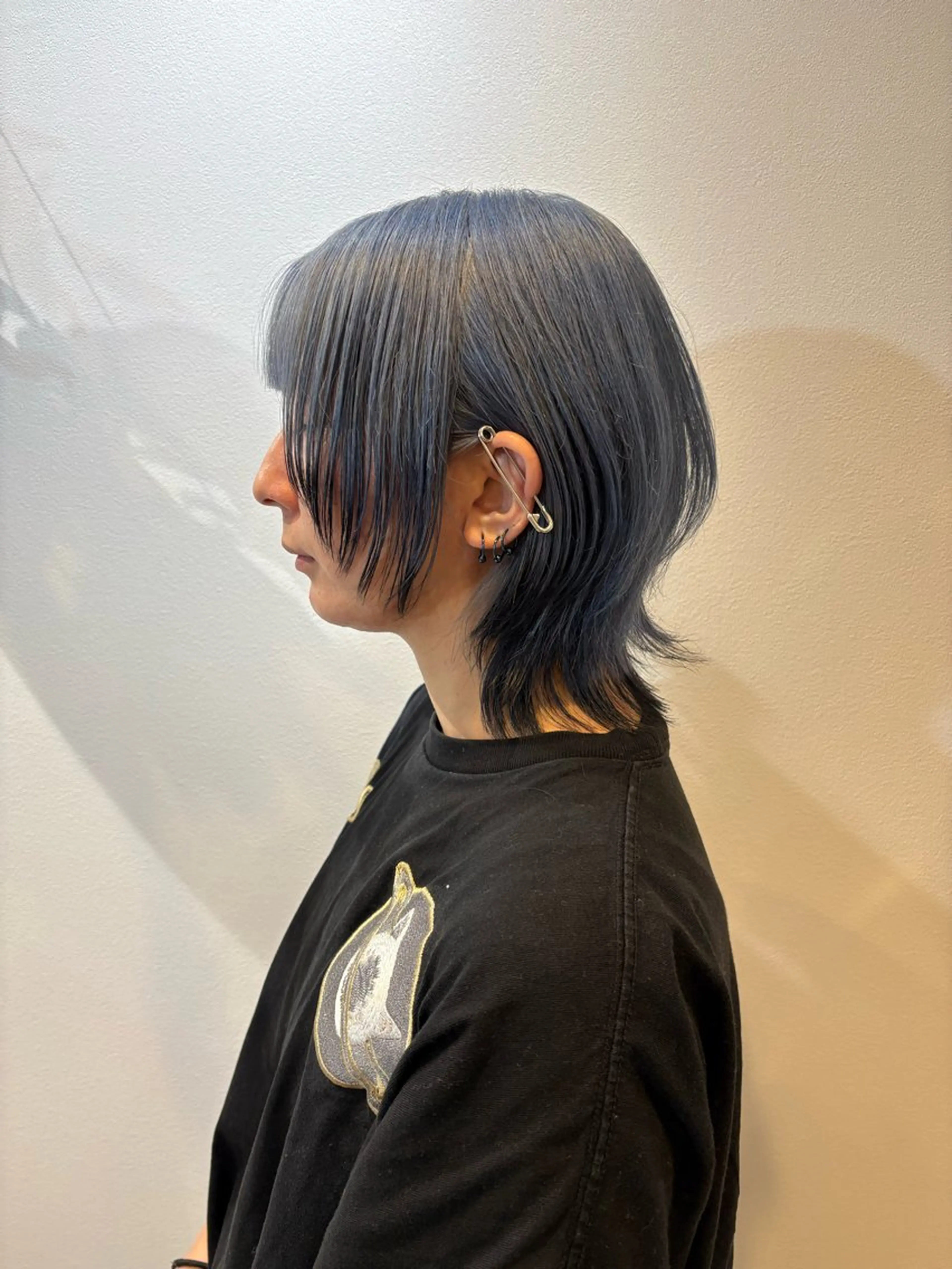 ミディアム ウルフカット カット ヘアカラー トリートメント ショート/レイヤー/ ボブ/安本和史のヘアスタイル