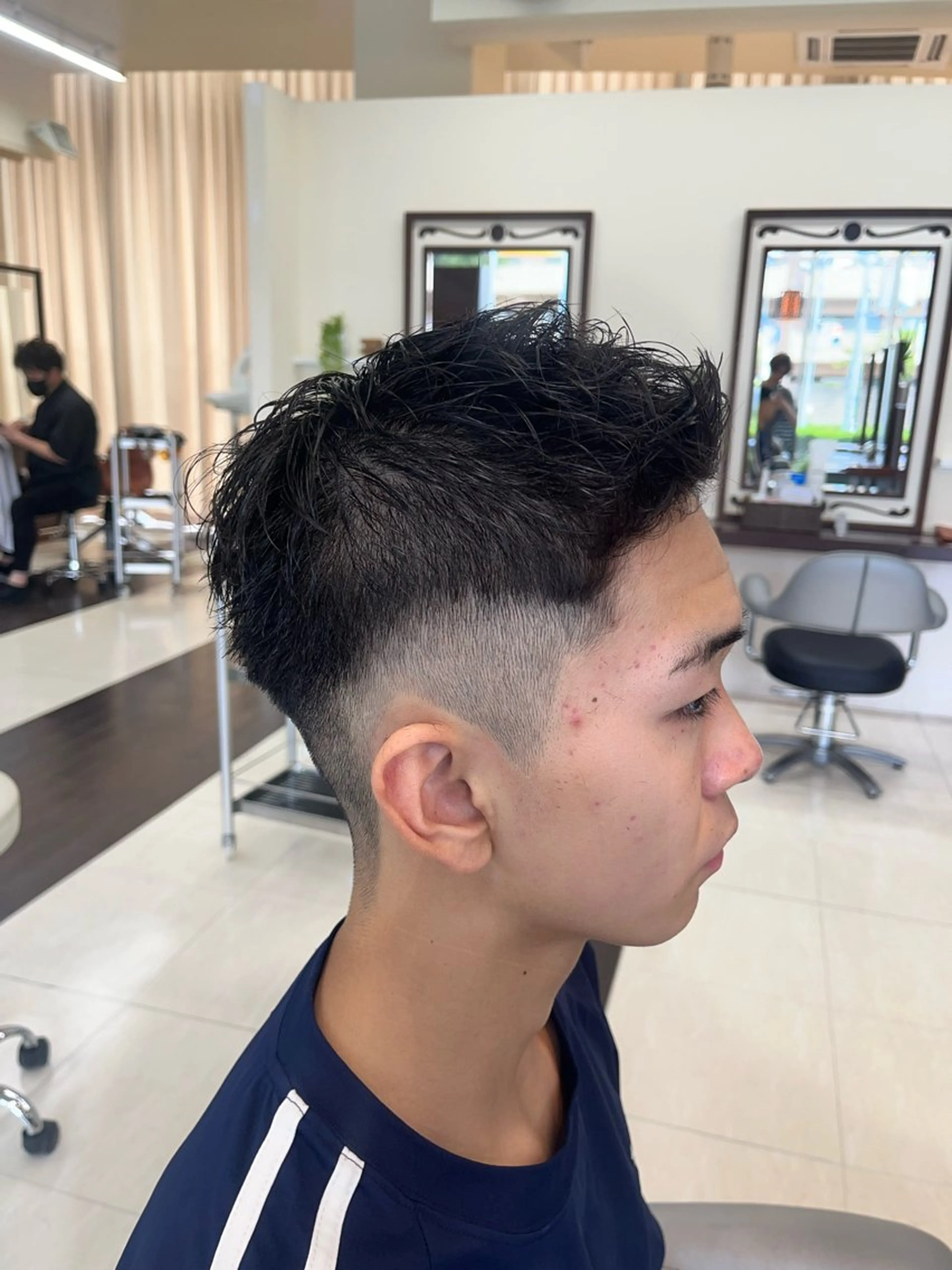 ショート メンズ フェードカット ショートヘア AROH  men's cut&men's perm 船橋店所属・🧊メンズ特化🧊 高木航希のヘアスタイル