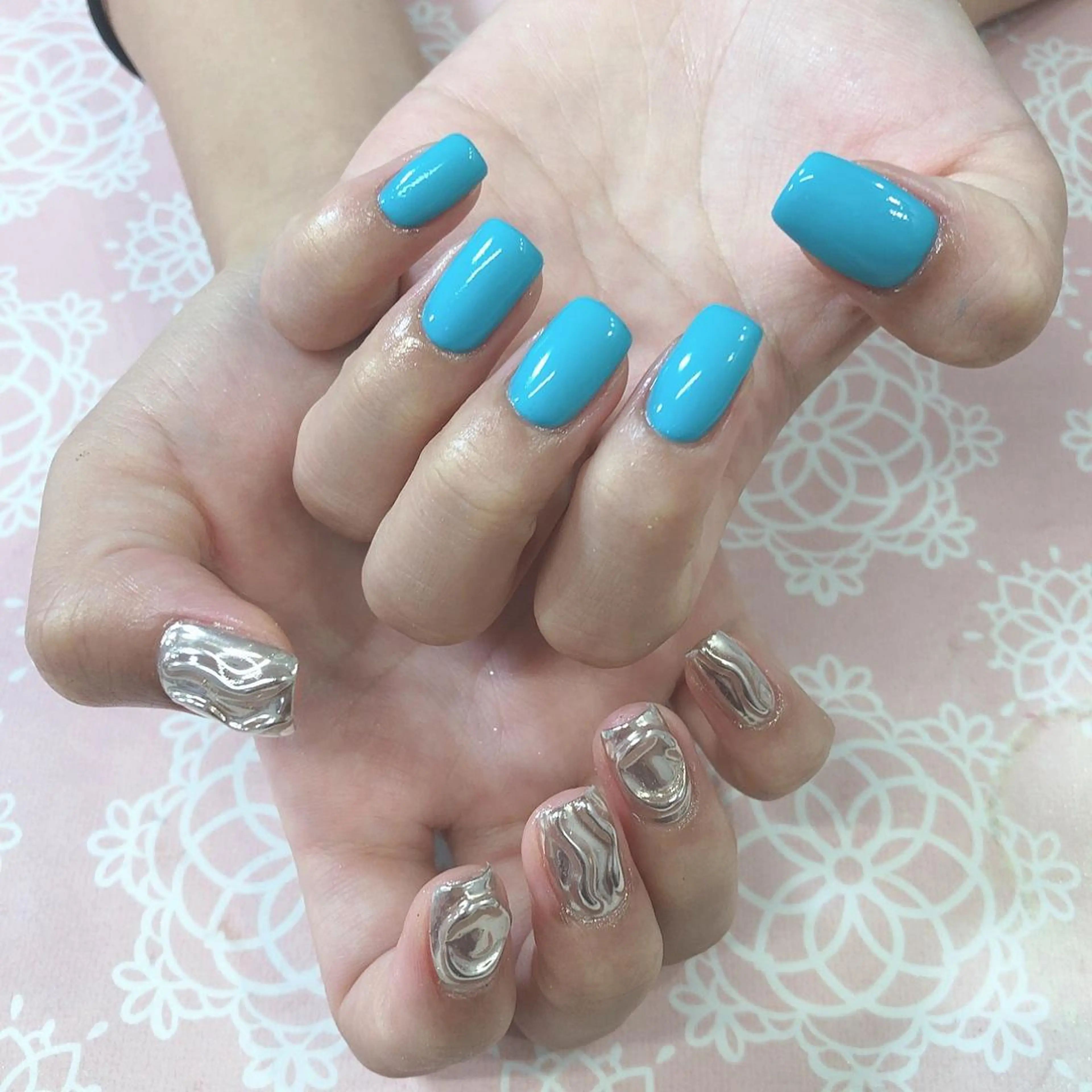 ネイル ハンドネイル 西岡 杏のネイルデザイン