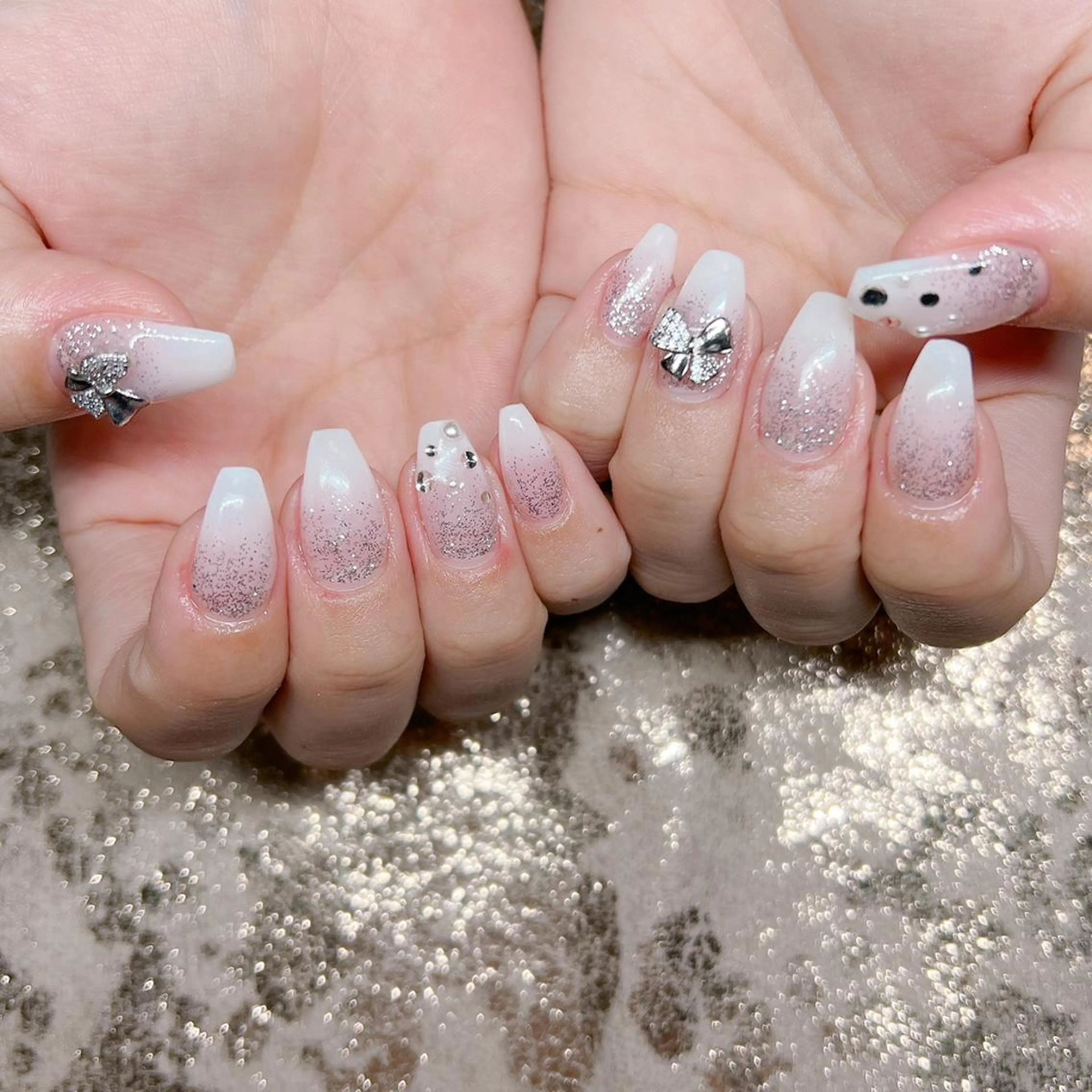 ネイル 個室ネイルサロンDolly  Girl〜ドーリーガール〜所属・DollyGirl KYOKOのネイルデザイン