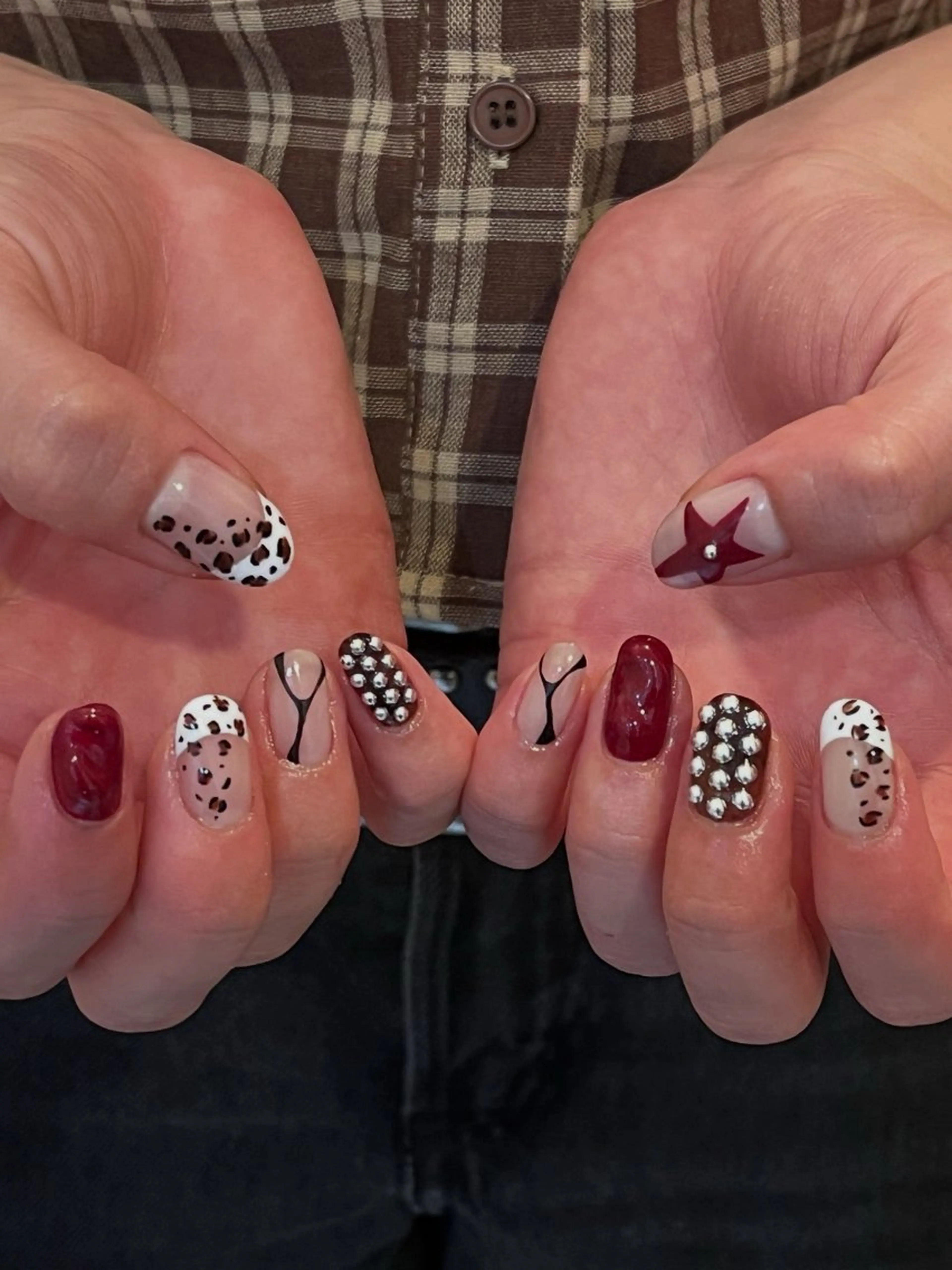 ネイル 文 /個性派ネイルのネイルデザイン