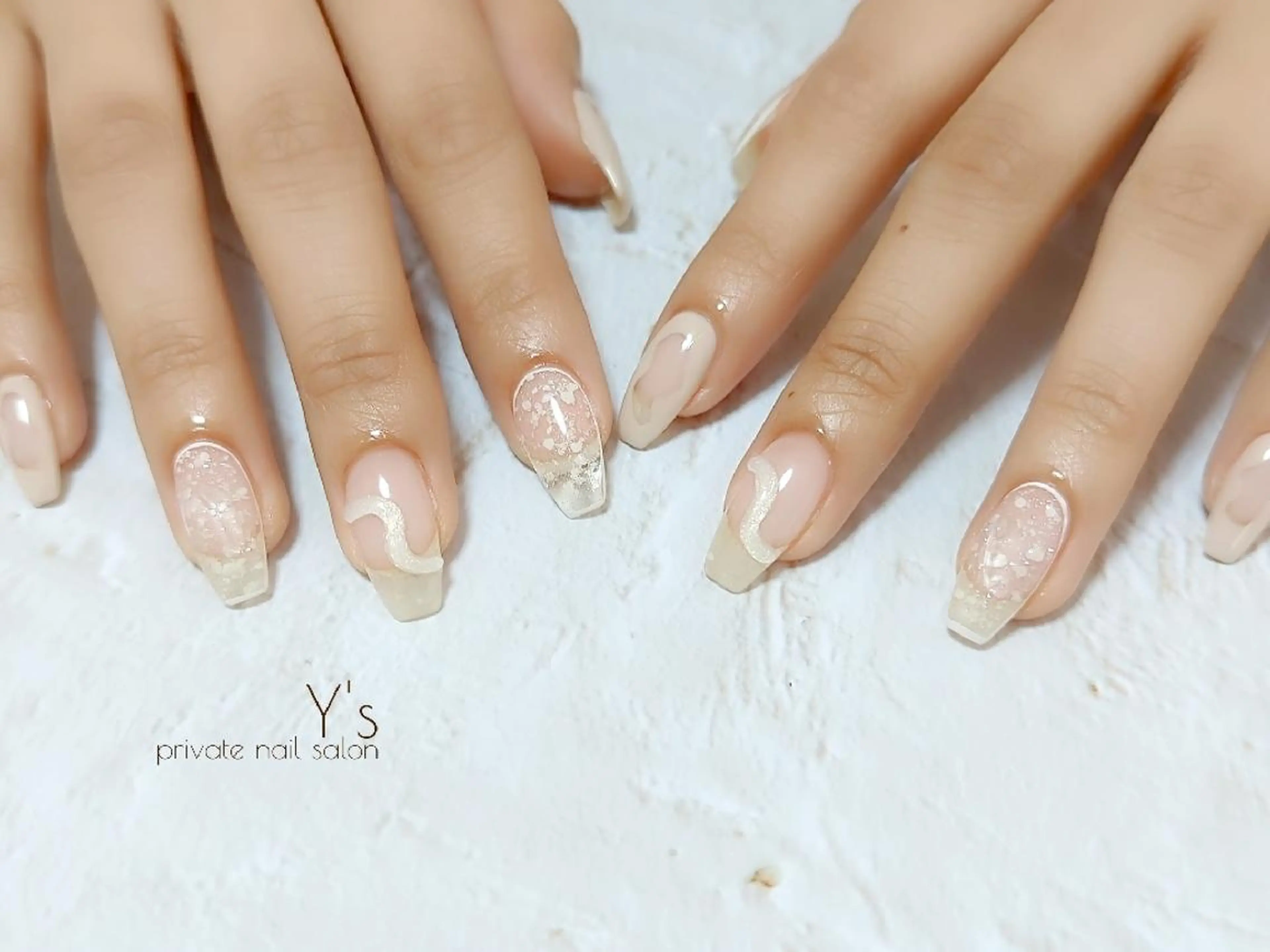 ネイル ハンドネイル YUMI NAGAI  のネイルデザイン