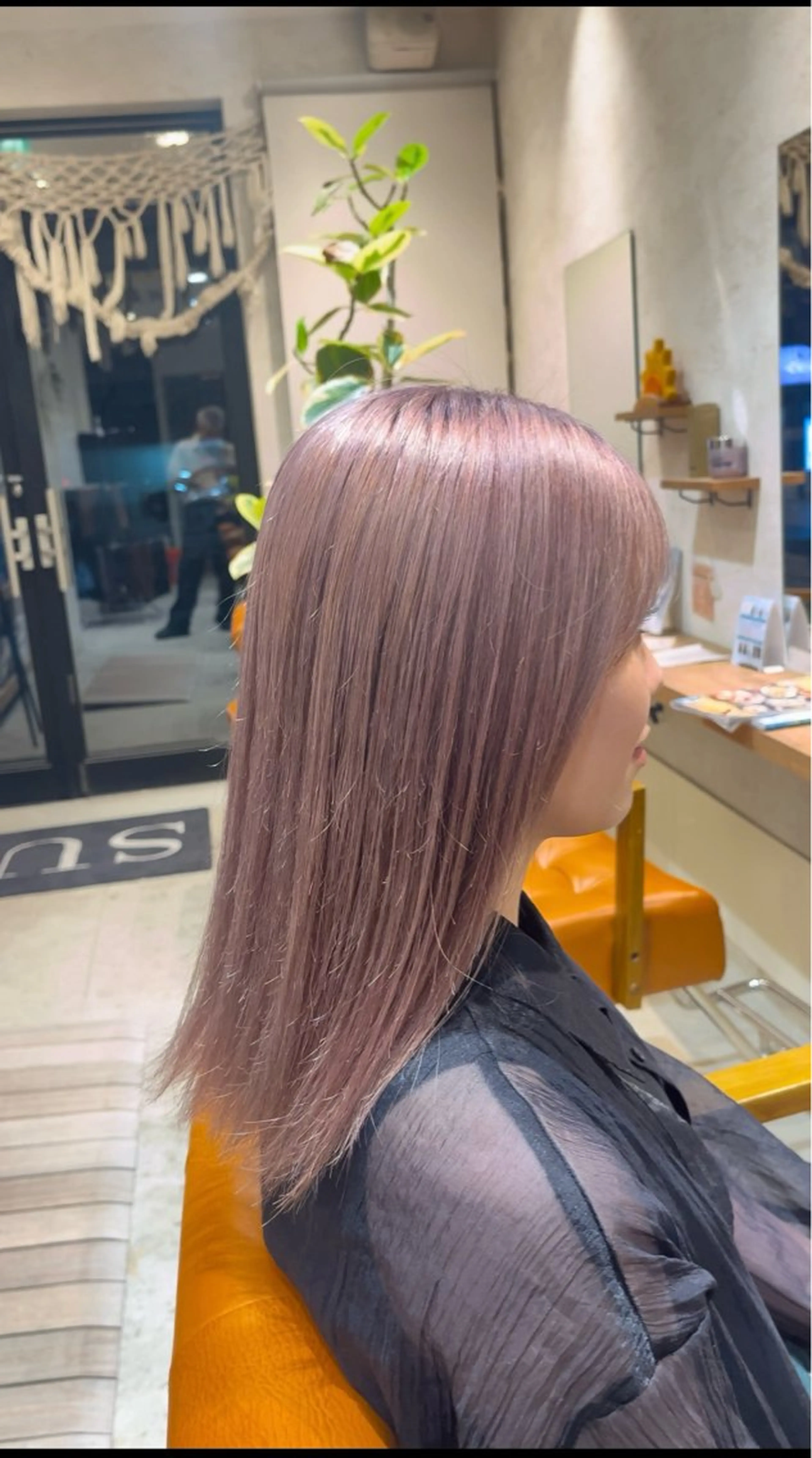 ミディアム まろやかなベージュ 小池春樹のヘアスタイル