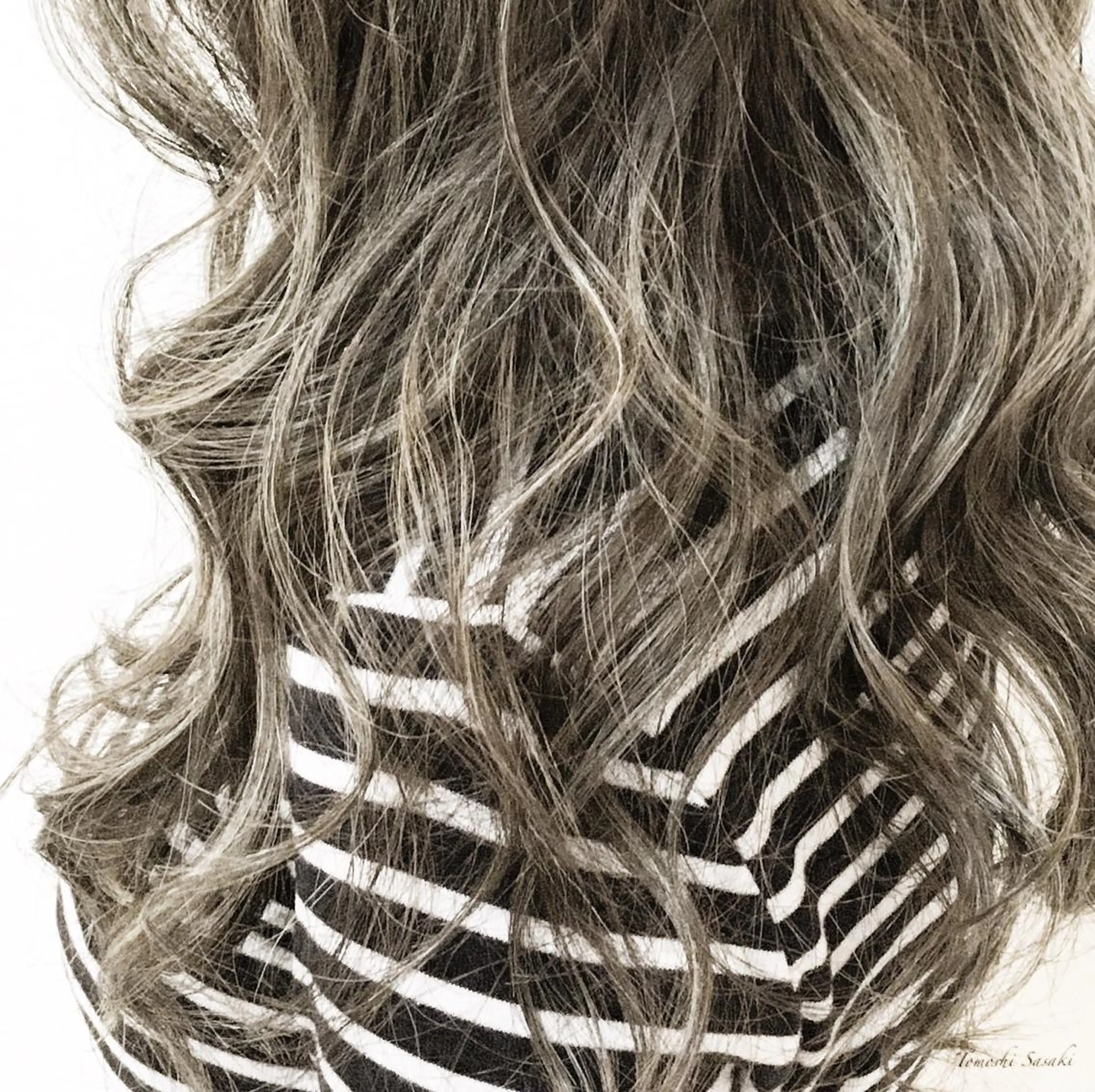 カラー ササキ トモシのヘアスタイル