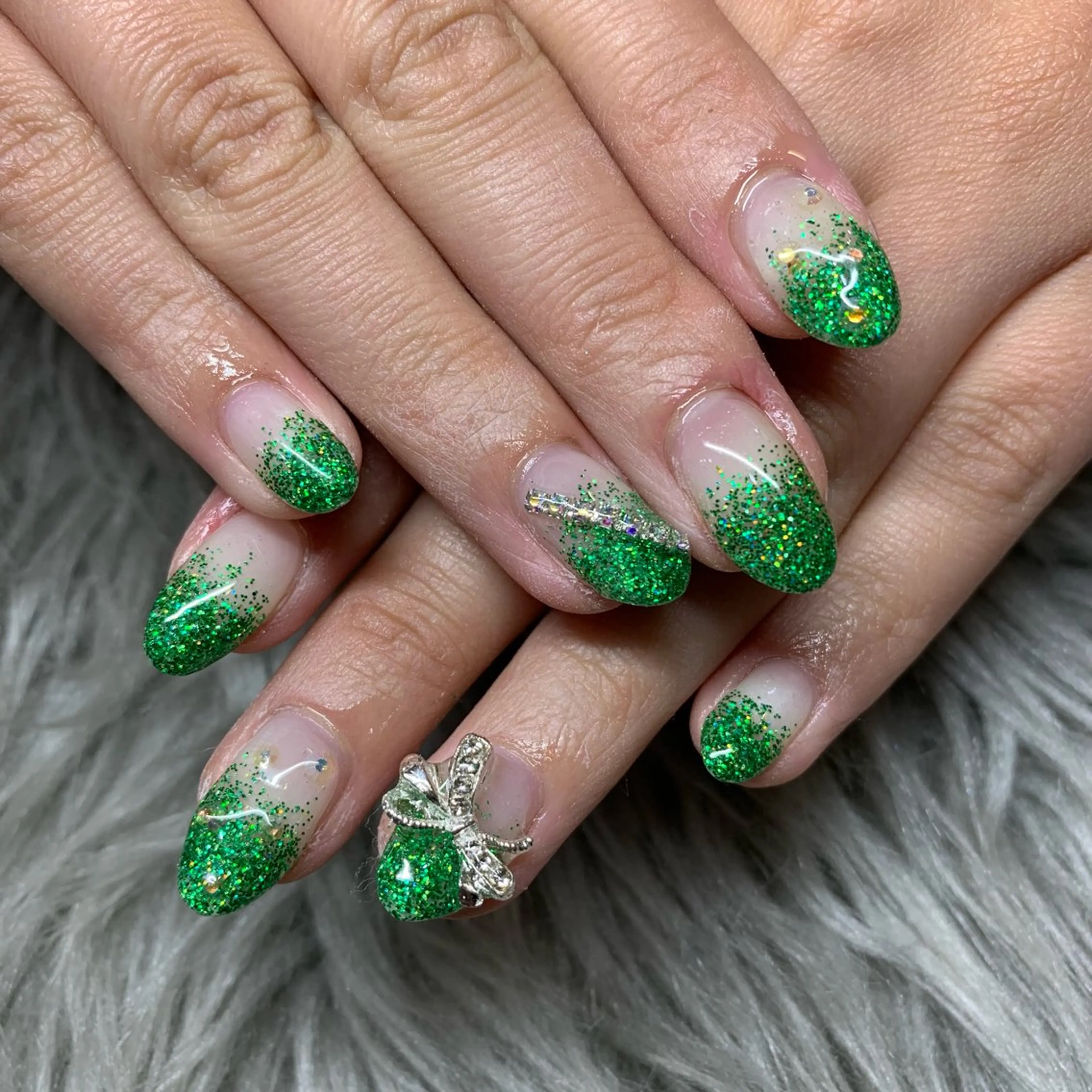 セミロング 竹下 凌香のネイルデザイン