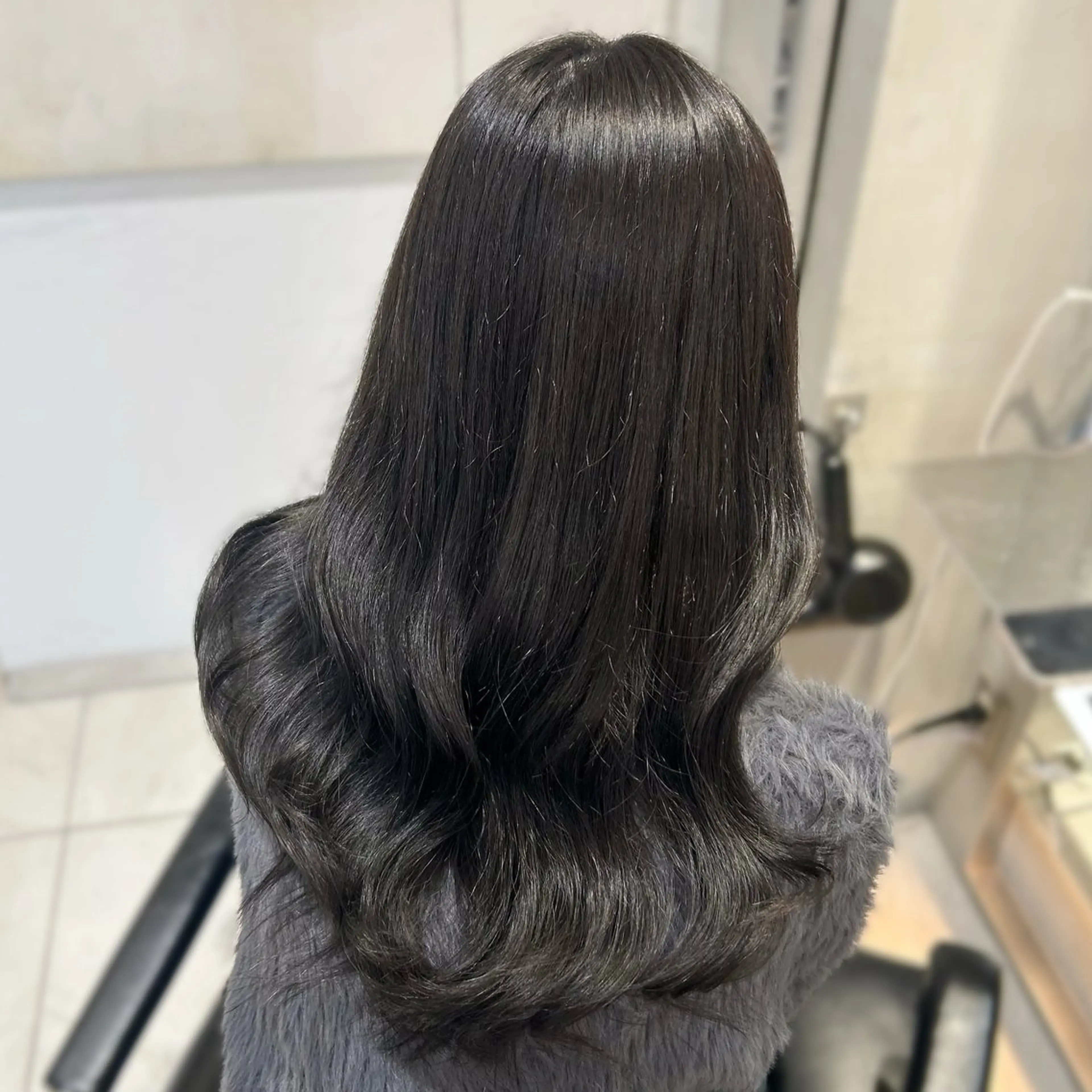 セミロング ヘアカラー トリートメント 艶カラー /kokona🤍のヘアスタイル