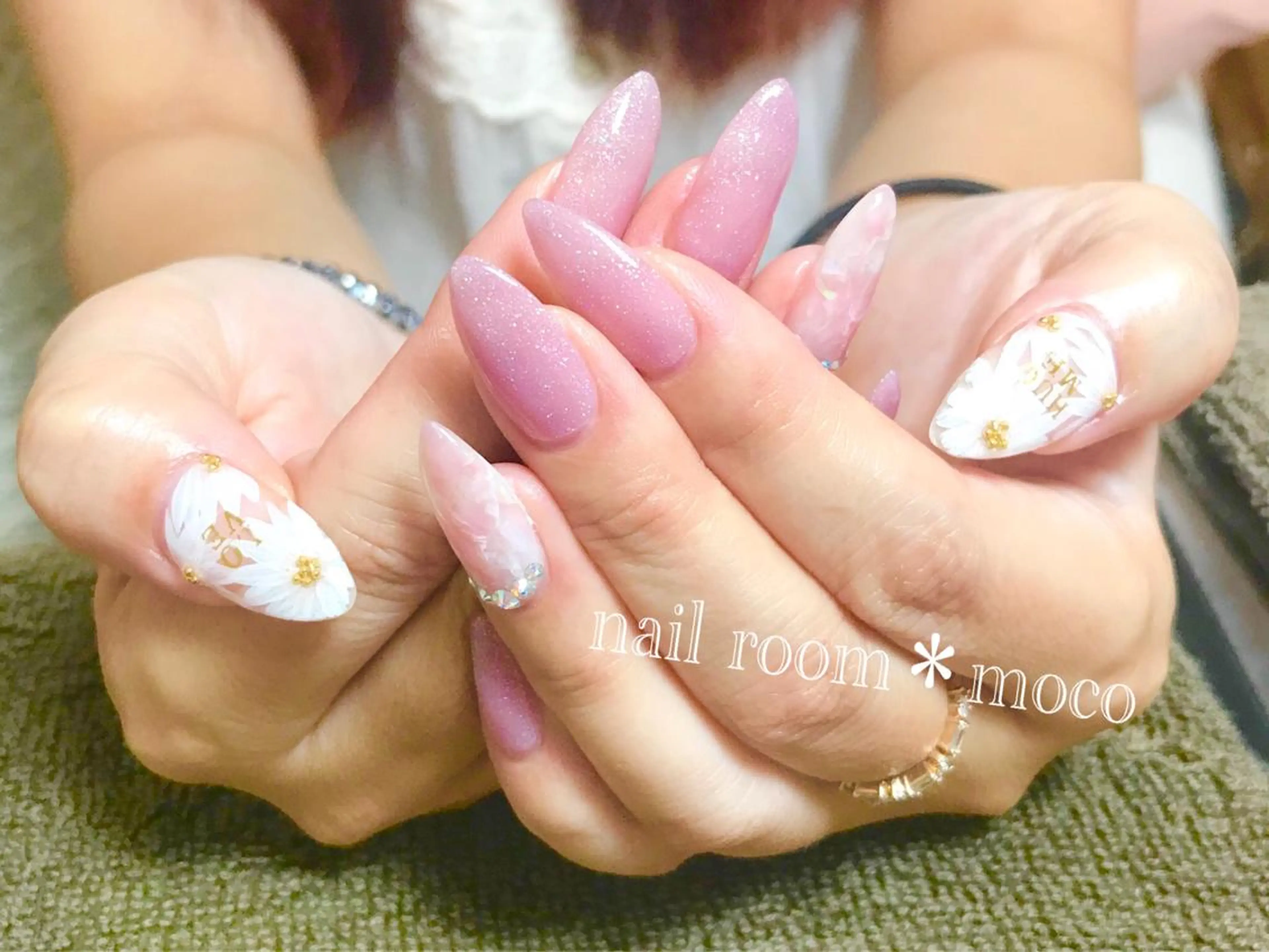 ネイル nailroom mocoのネイルデザイン