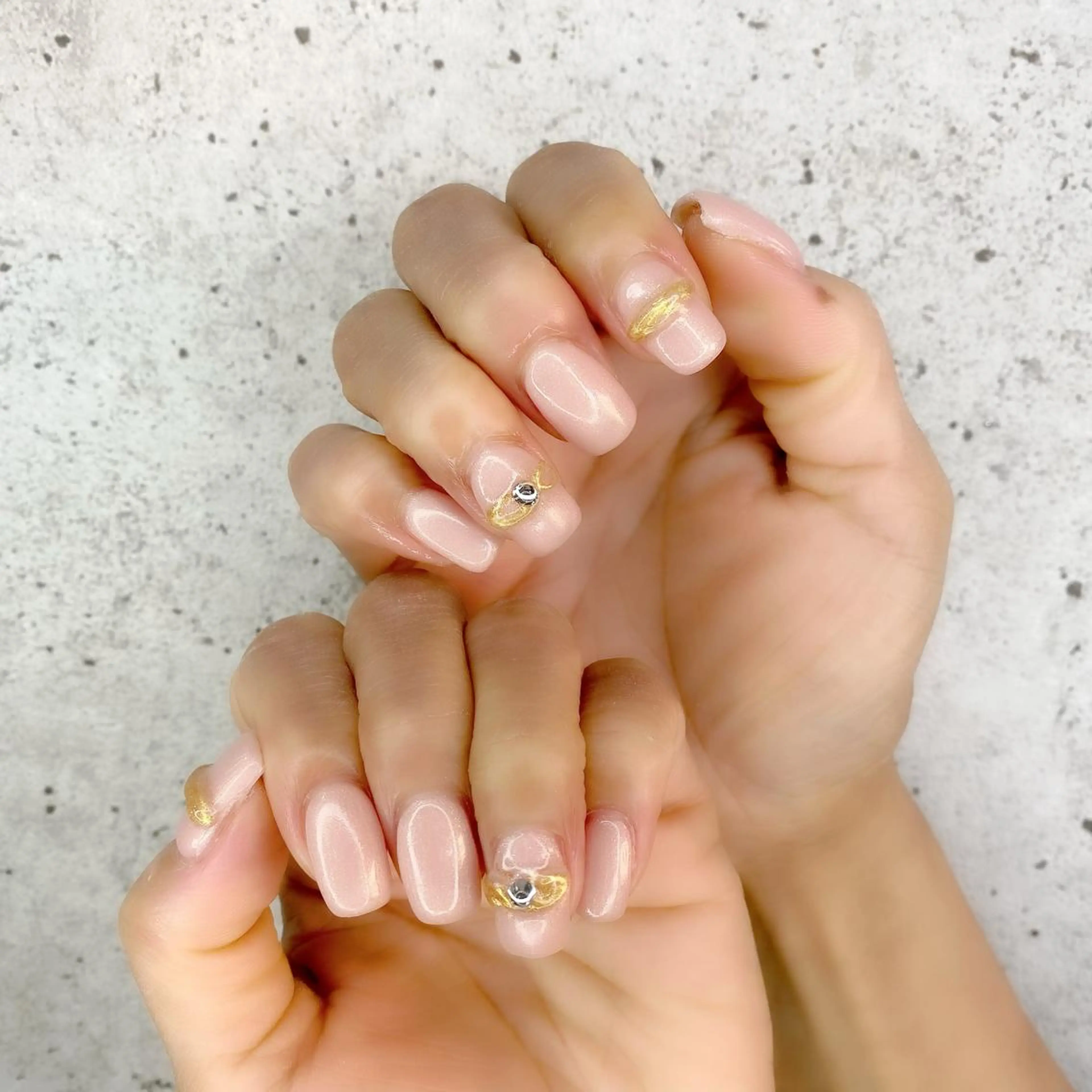 ミディアム カラー パーマ ヘアアレンジ メンズ キッズ ネイル マツエク・マツパ ピンクカラー カラーマツエク ピンク スクエアネイル ハンドネイル Salon Ｋのネイルデザイン