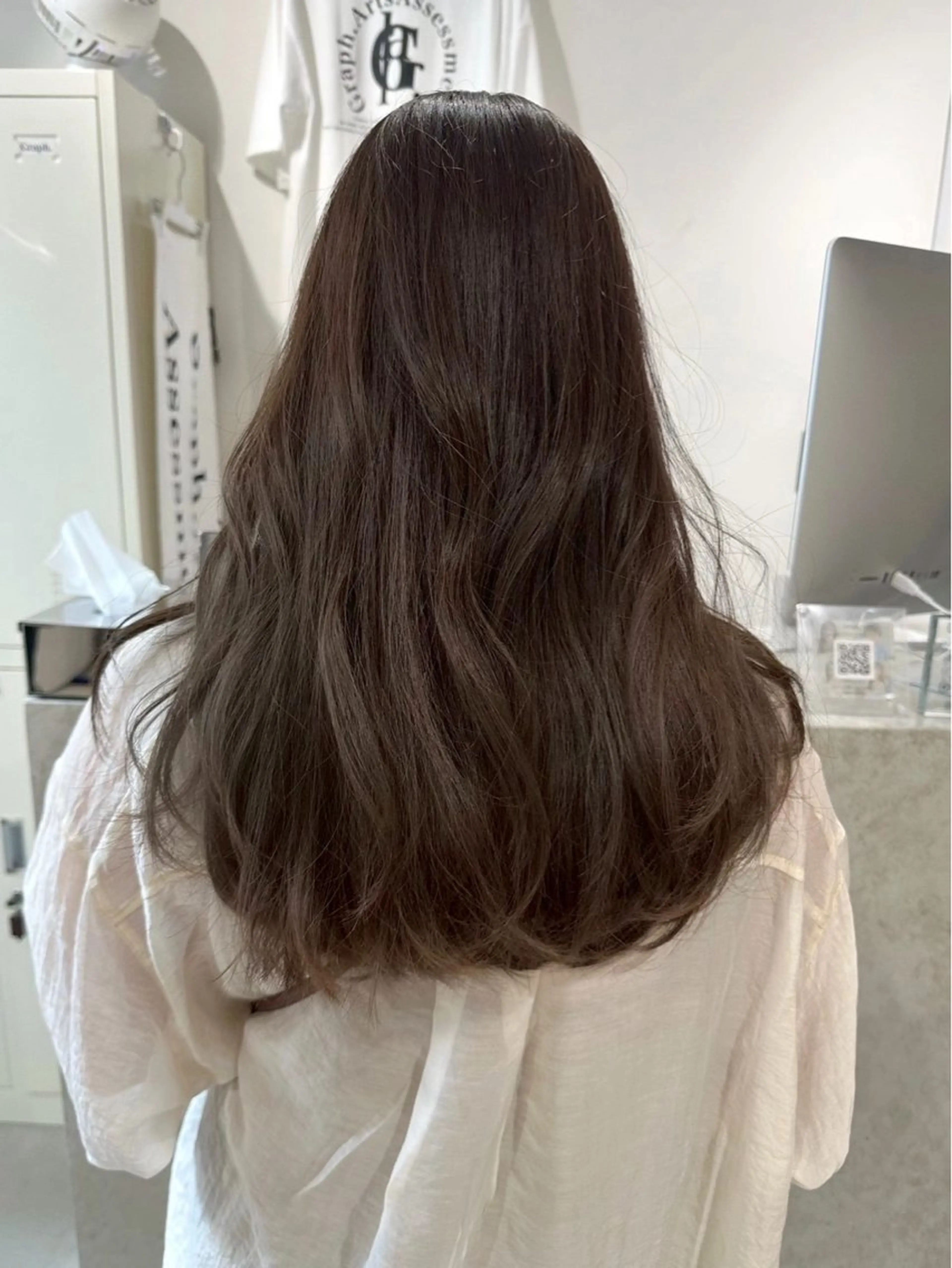 ロング ヘアカラー 透明感カラー♡ 岡部瑠里のヘアスタイル