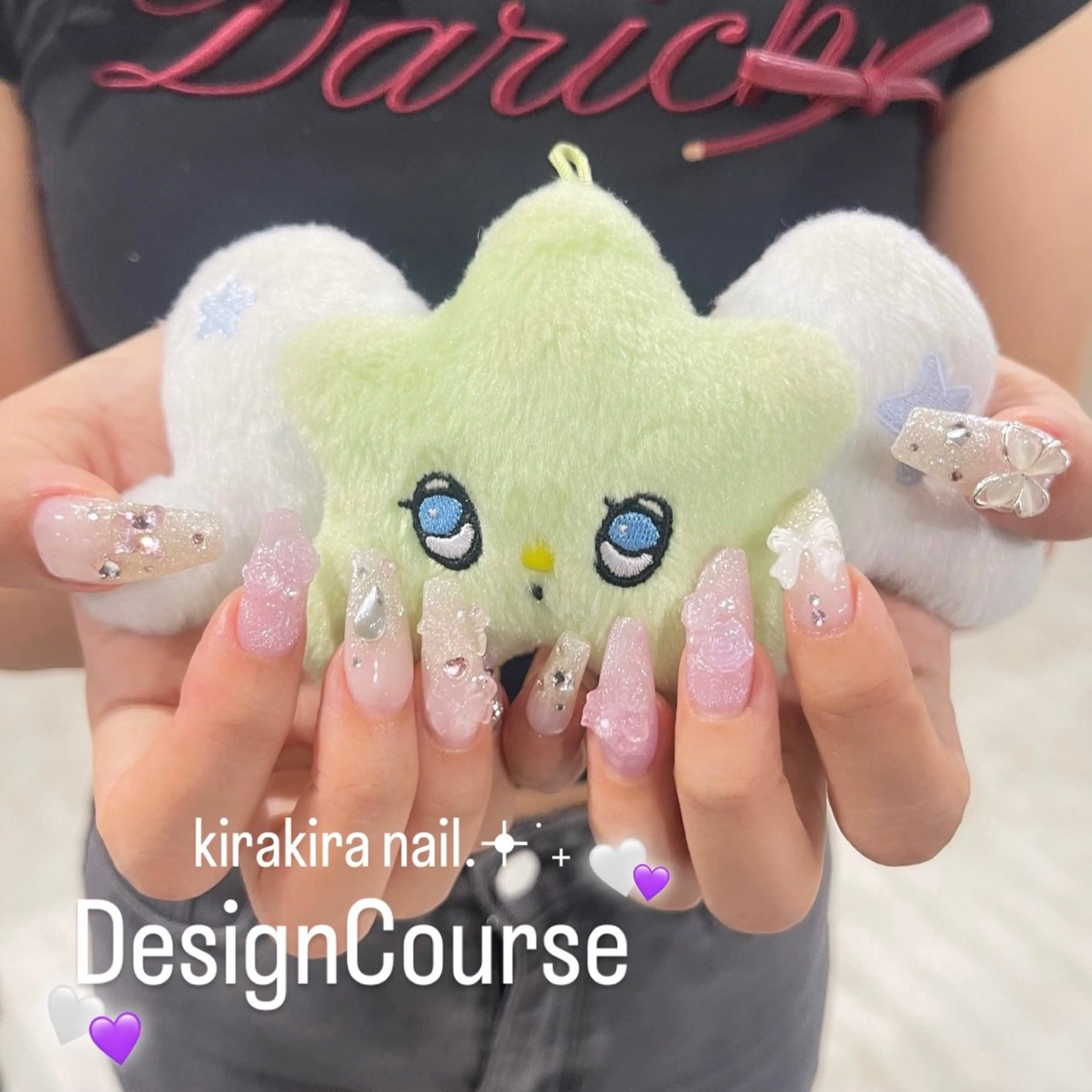 ネイル ハンドネイル 🧁fein. nana🩵のネイルデザイン