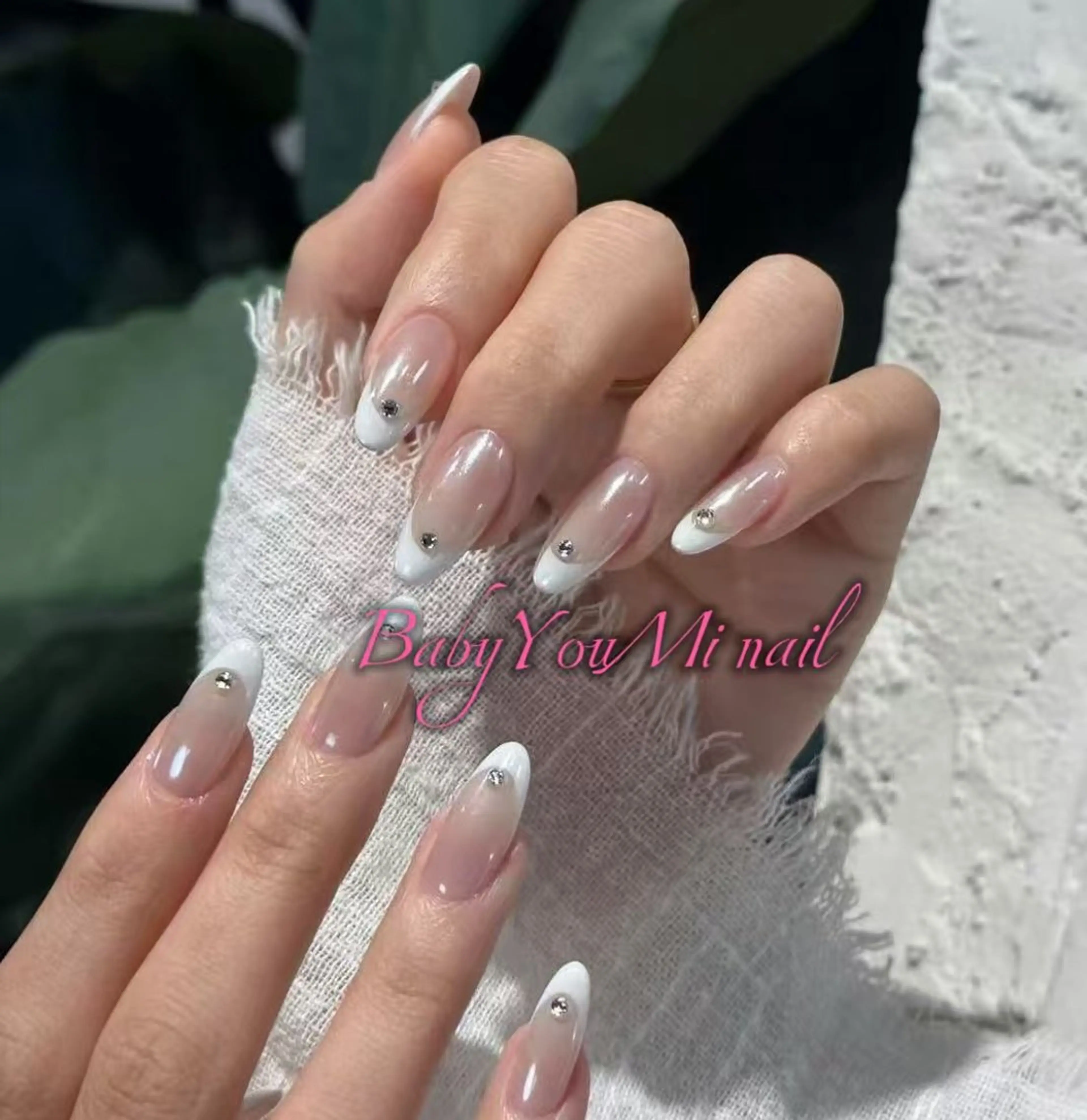 ネイル オーロラネイル フラワーネイル フットネイル フレンチネイル ジェルネイル ハンドネイル BabyYouMi ねねのネイルデザイン