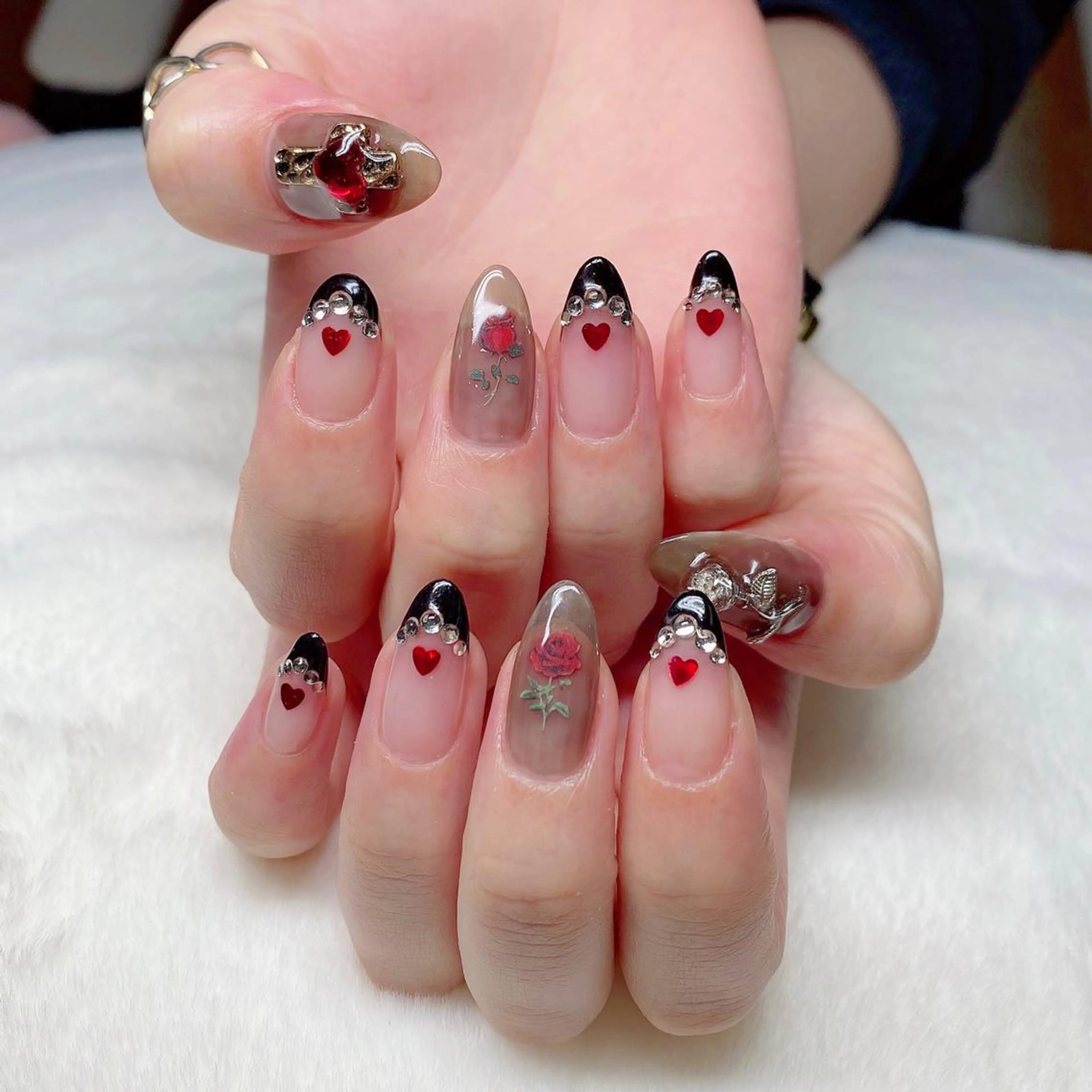 ネイル - Rolls Honey -のネイルデザイン