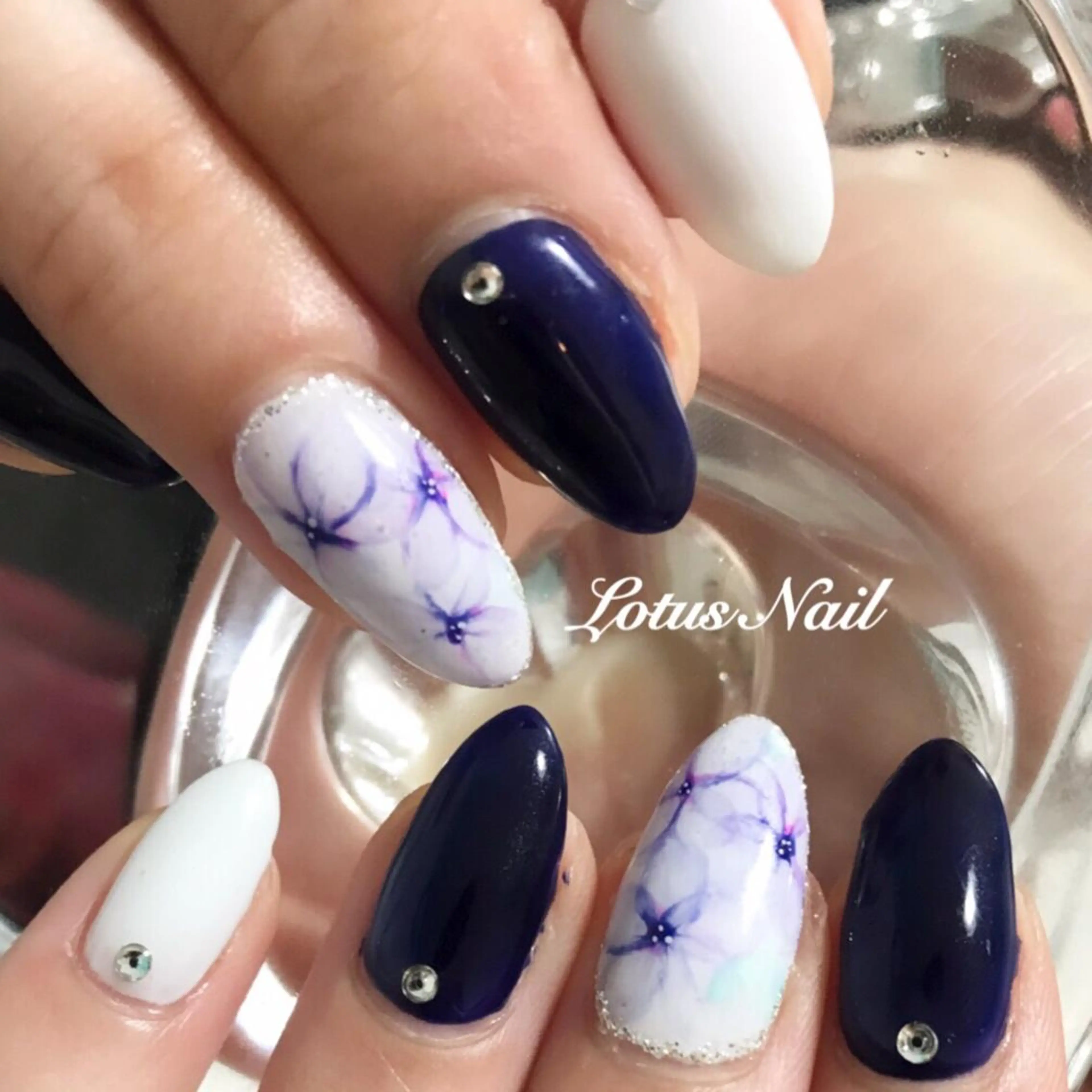 ネイル Lotus Nailのネイルデザイン