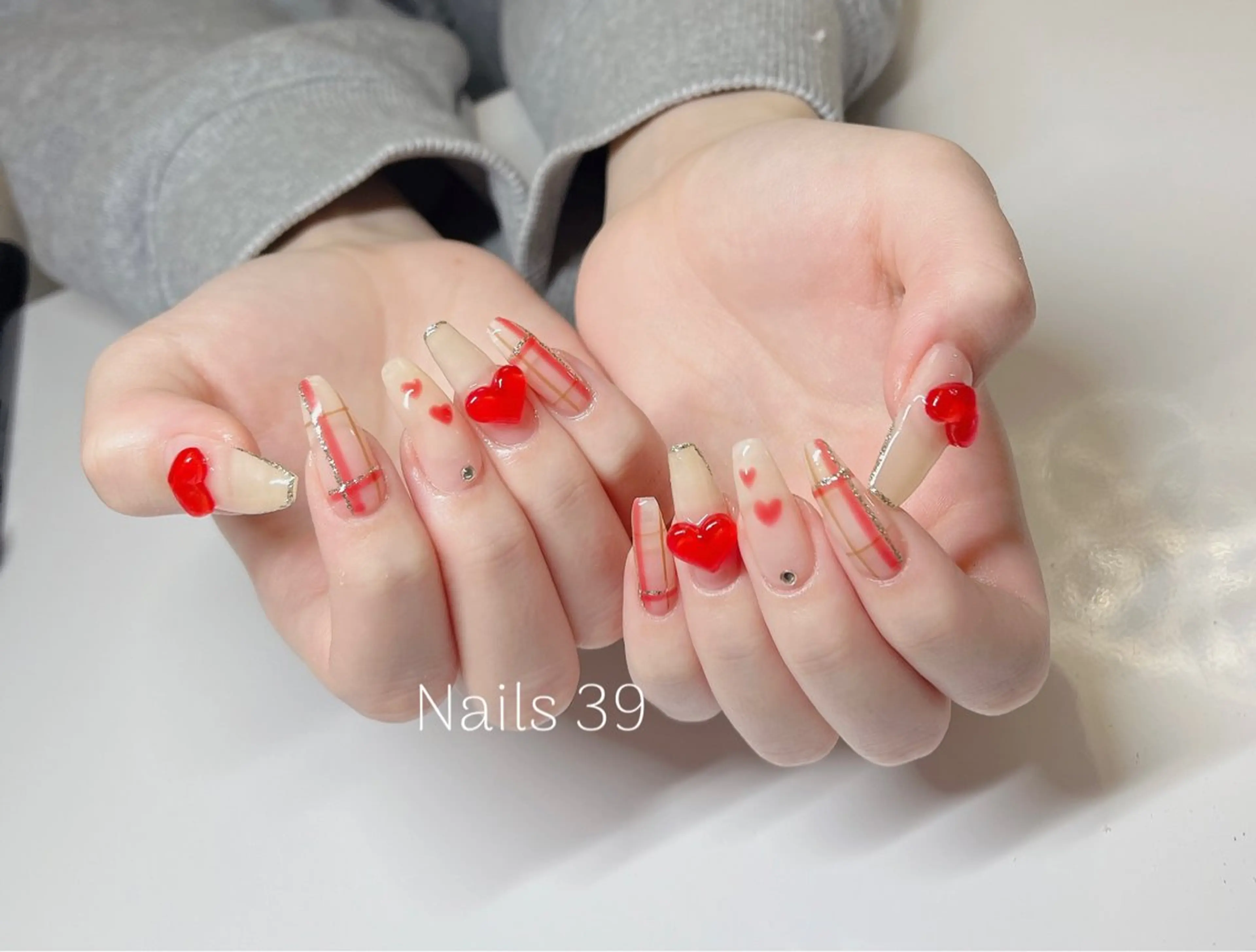 ネイル アートネイル フレンチネイル マグネットネイル ミラーネイル 持ち込み Nails 39のネイルデザイン