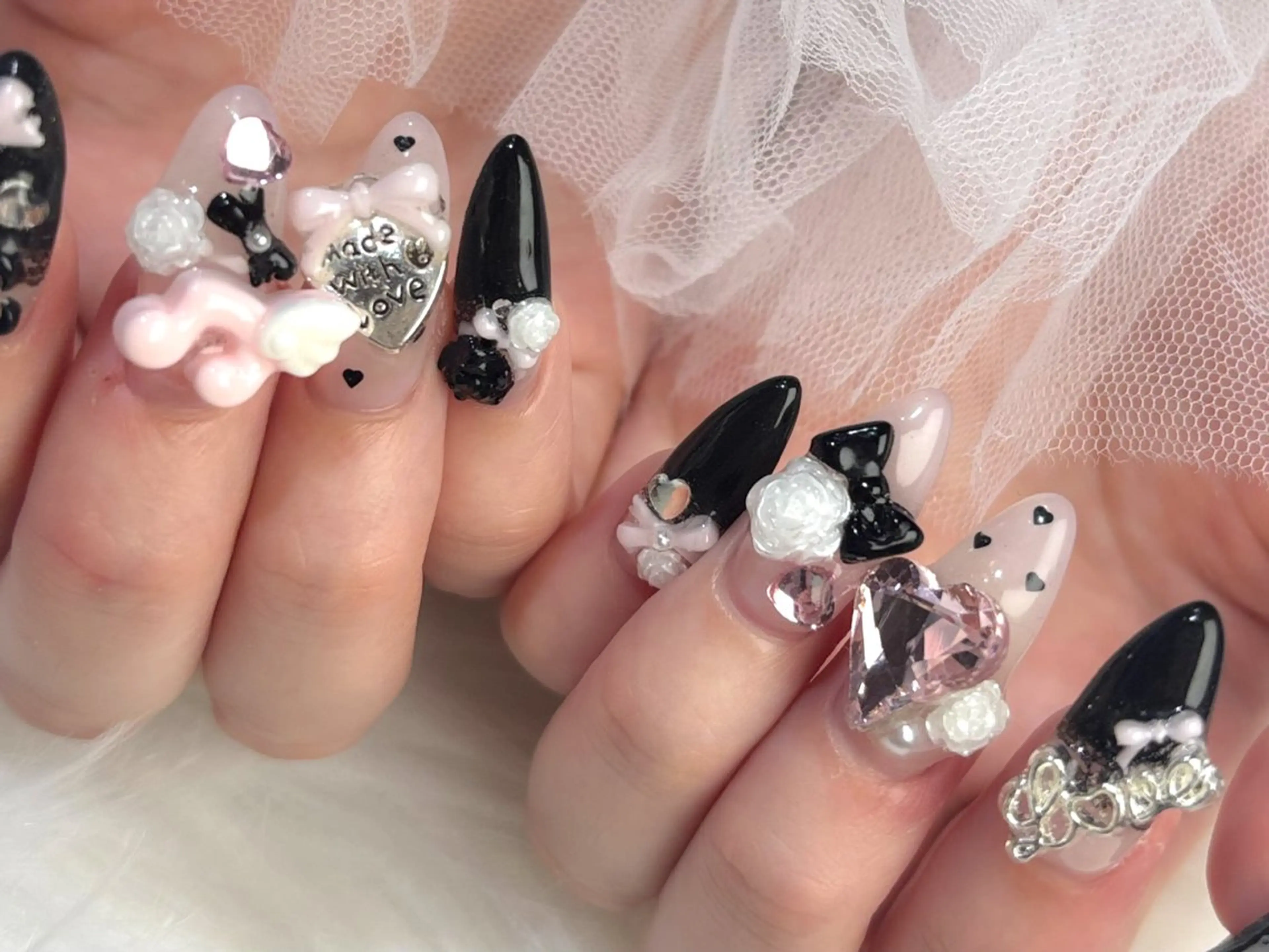 ネイル nicolenail /emureのネイルデザイン