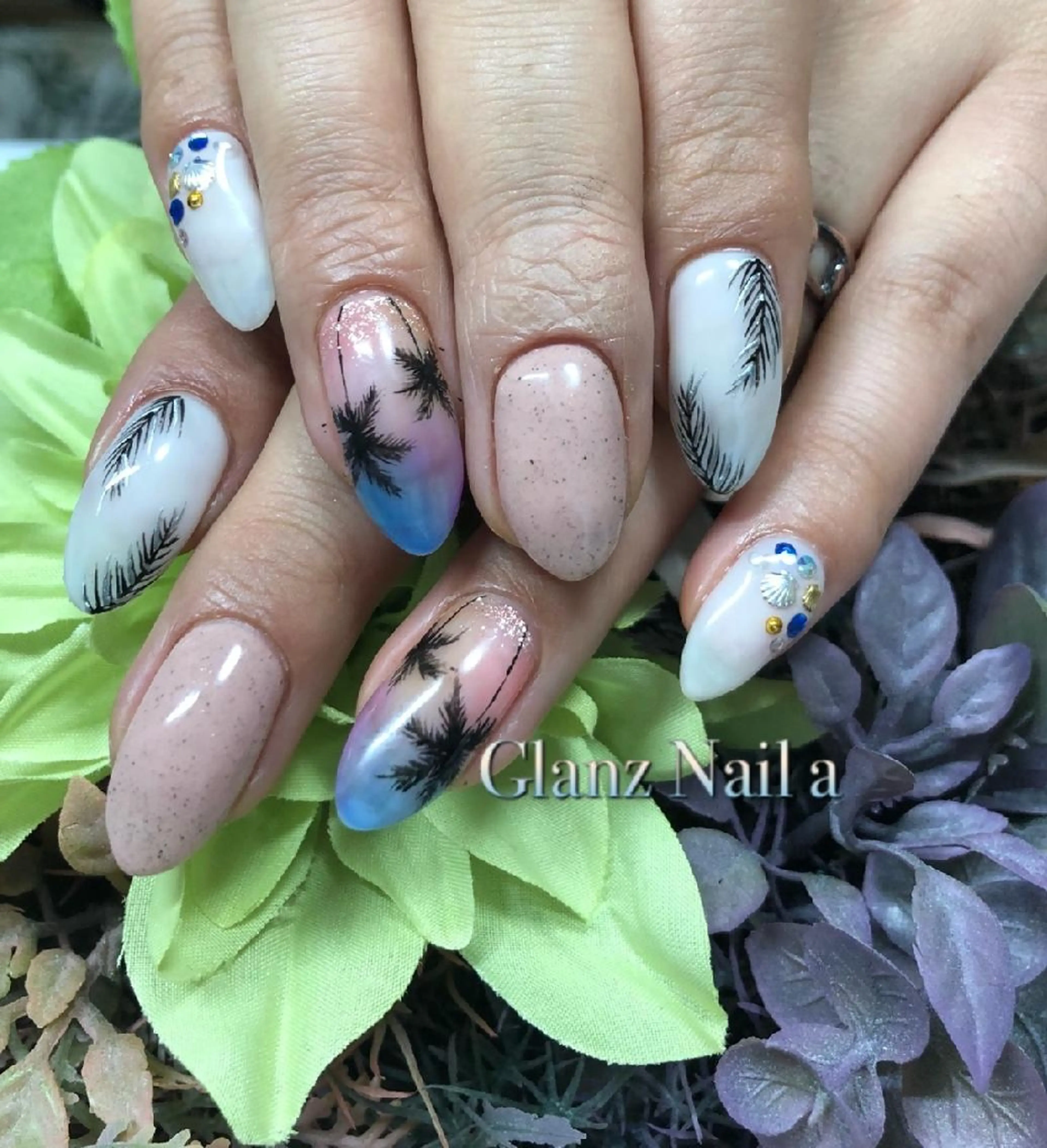 ネイル アートネイル Glanz  Nail aのネイルデザイン