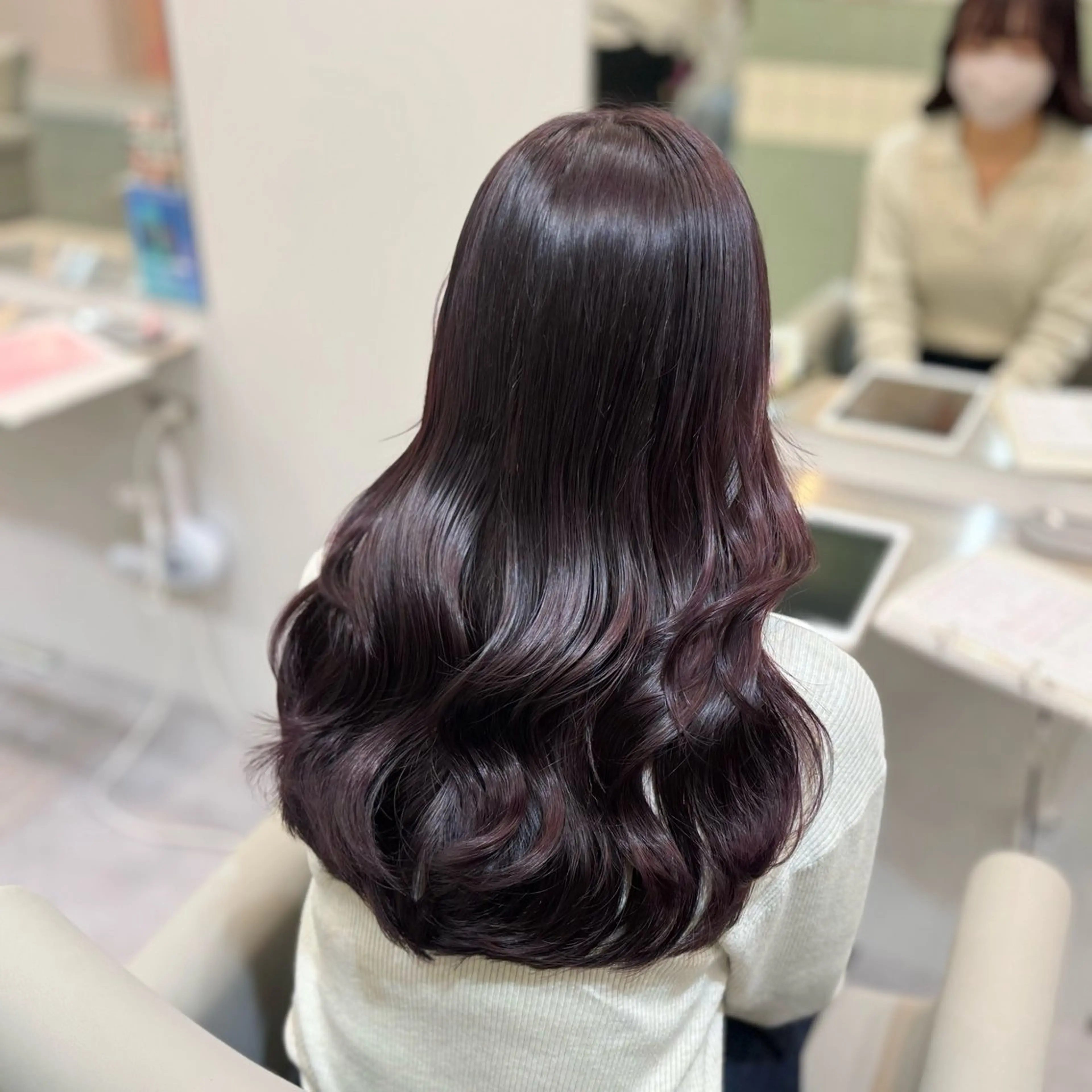 カラー YUZUKI艶カラー /似合わせ小顔カットのヘアスタイル