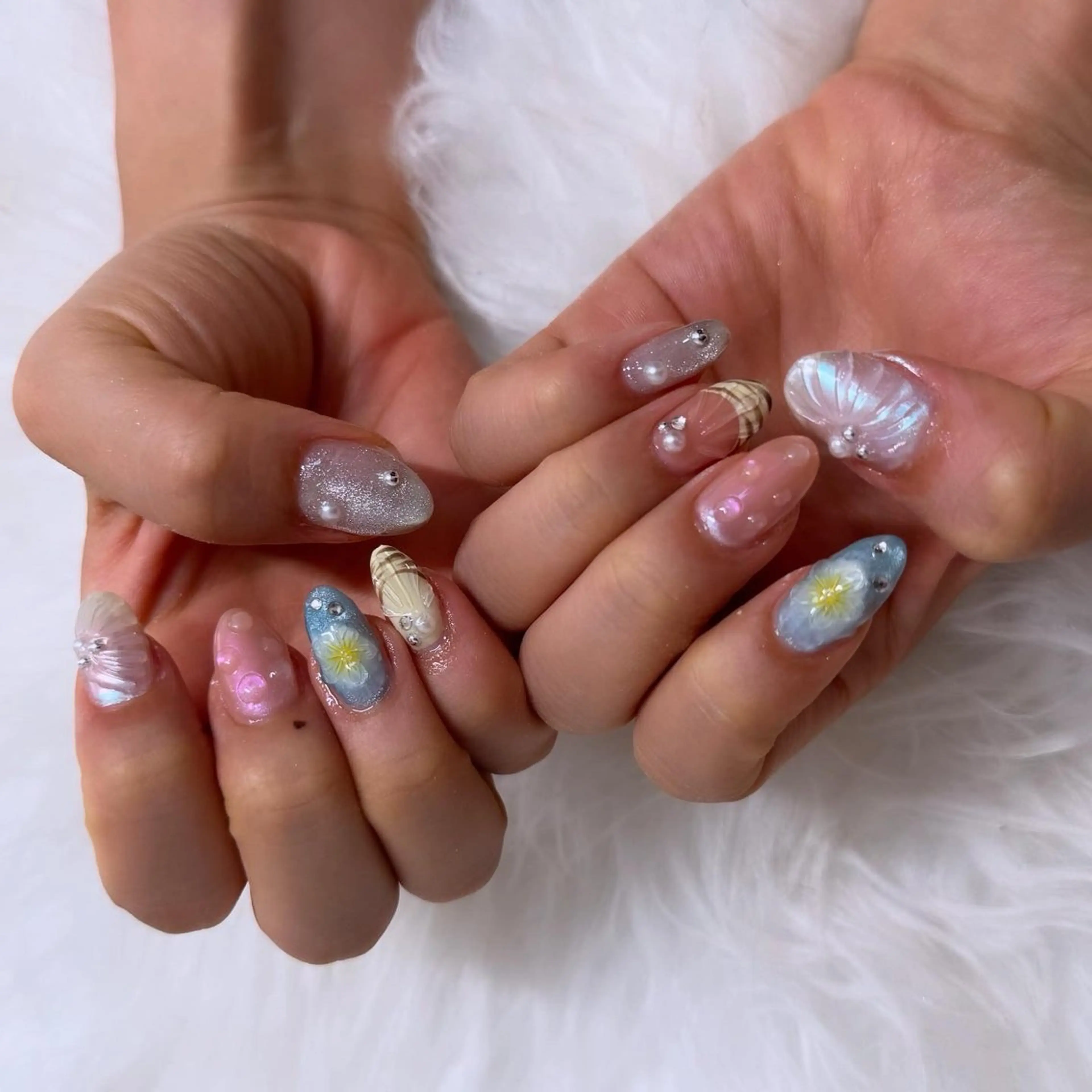 セミロング ハンドネイル mao .のネイルデザイン