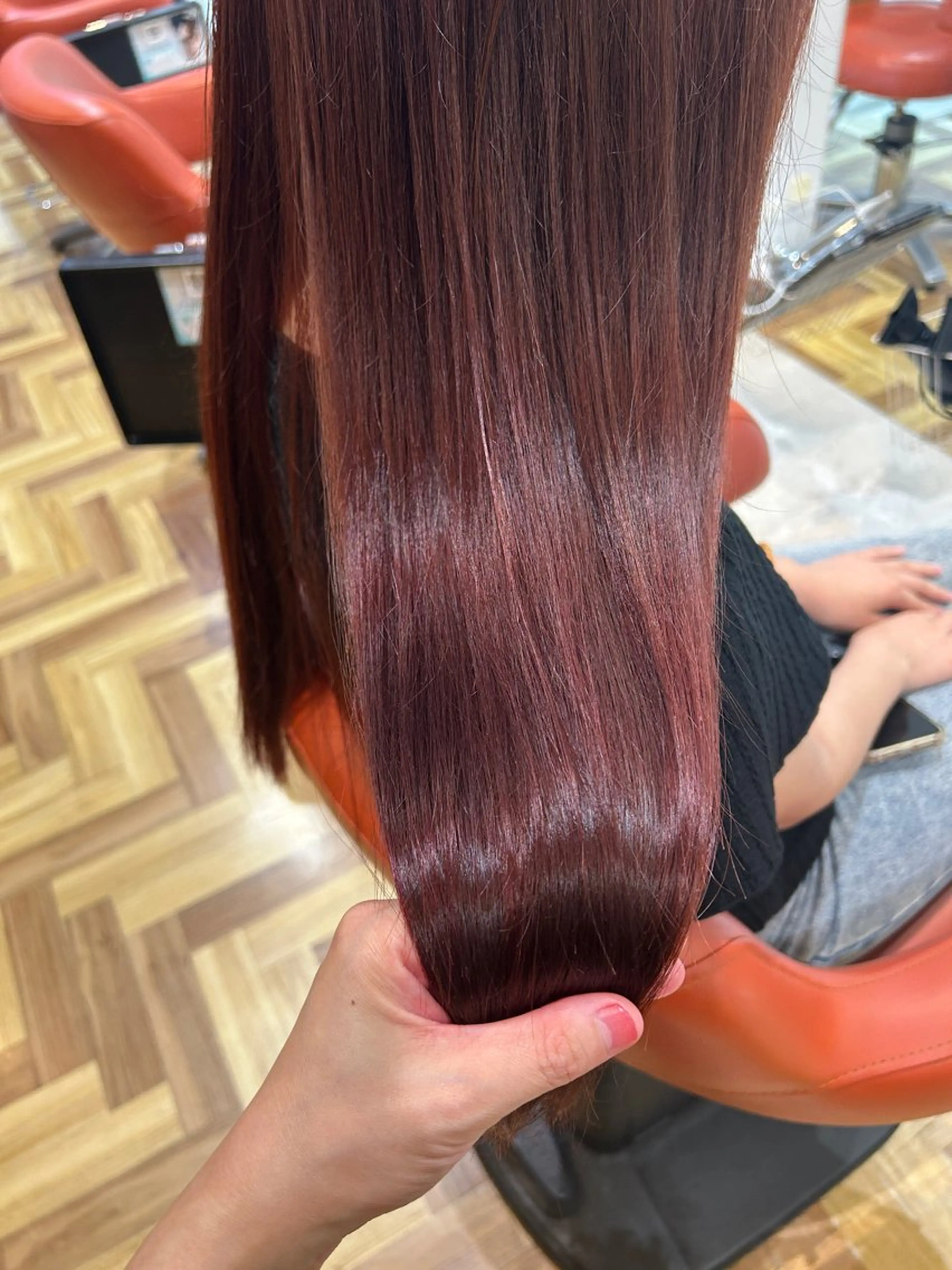 ロング カット ヘアカラー 福森 みずきのヘアスタイル