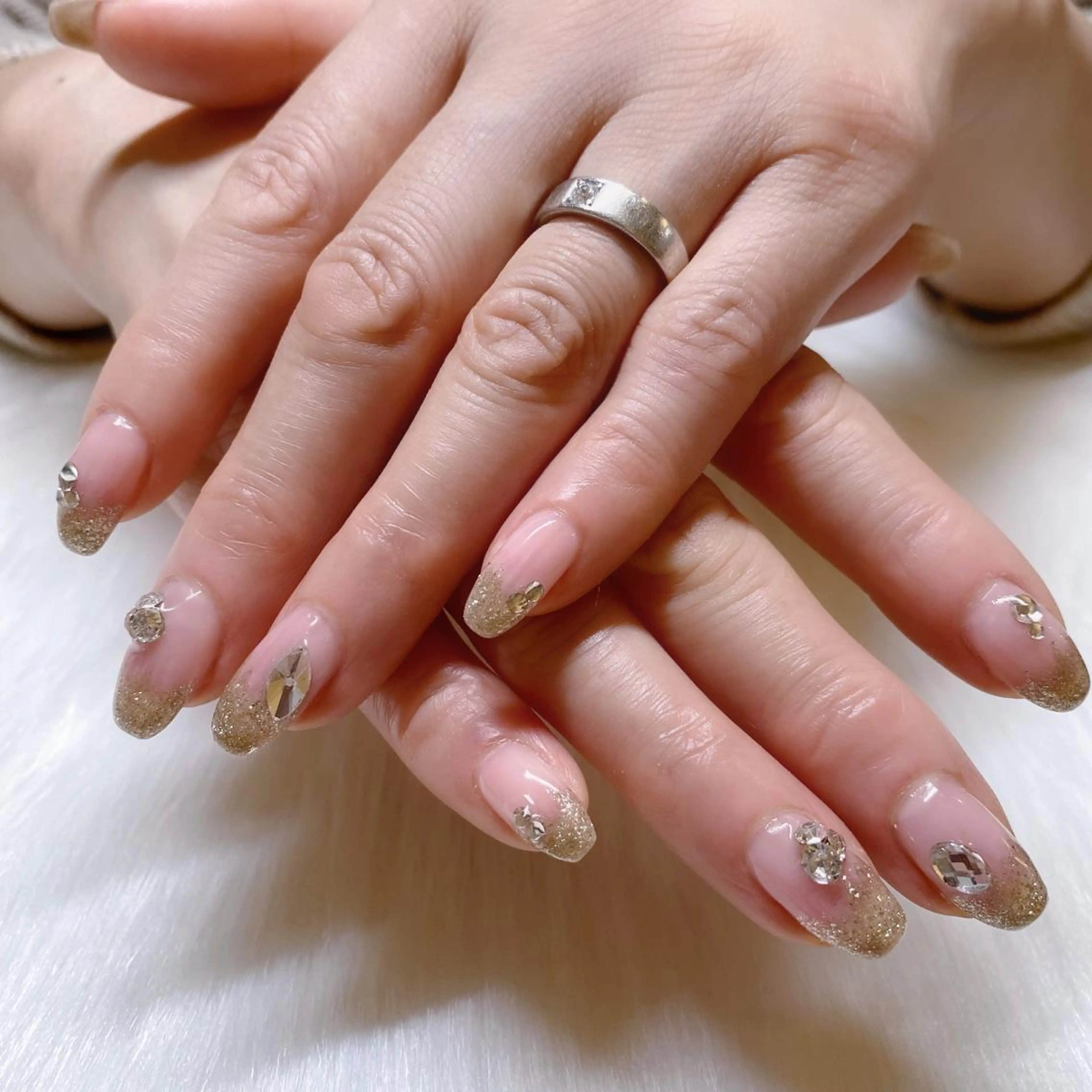 ネイル キラキラネイル 持ち込み ハンドネイル Nail Lifeのネイルデザイン