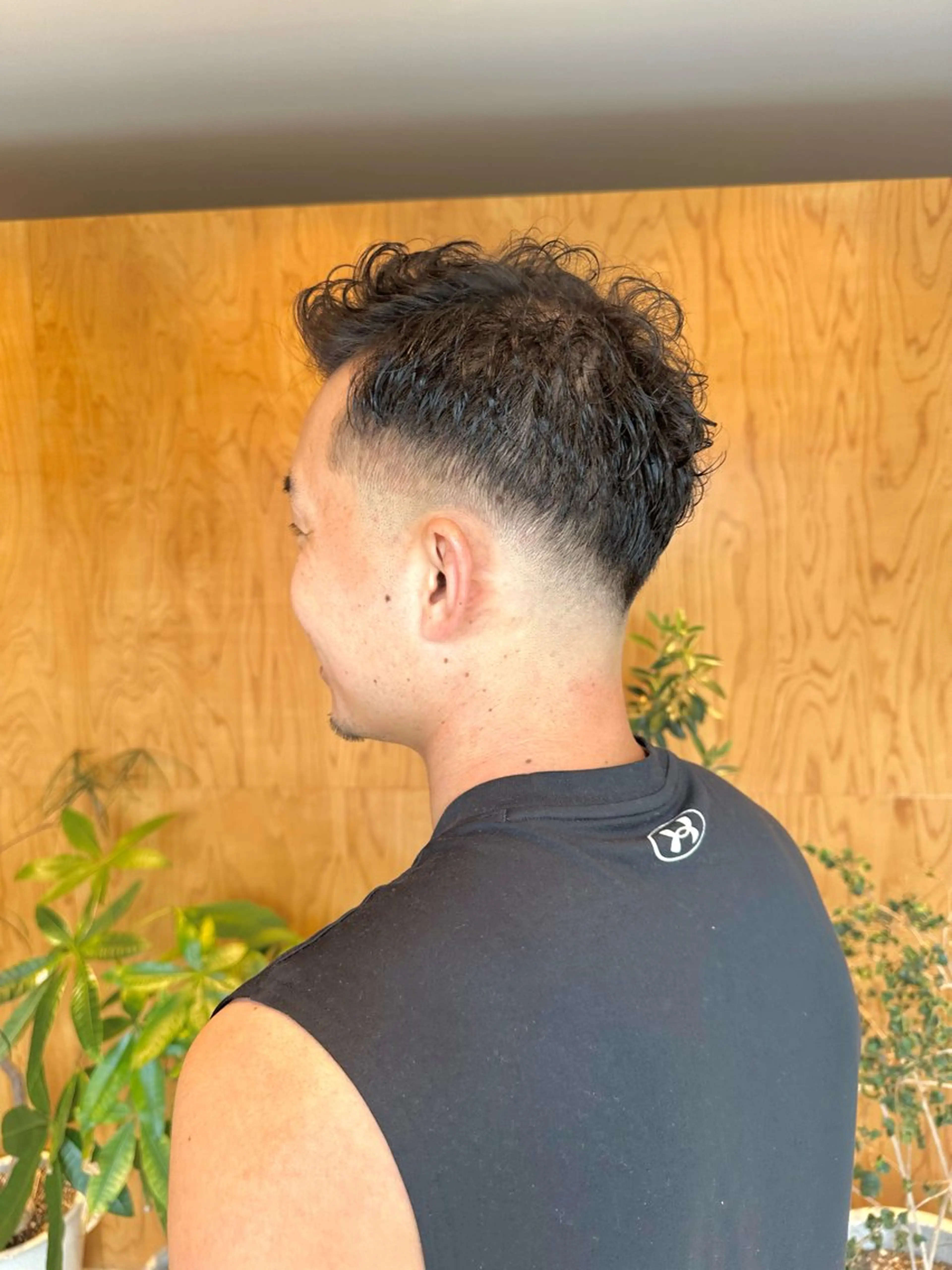 ショート メンズ フェードカット スキンフェード メンズパーマ達人/ フェード/イツキのヘアスタイル